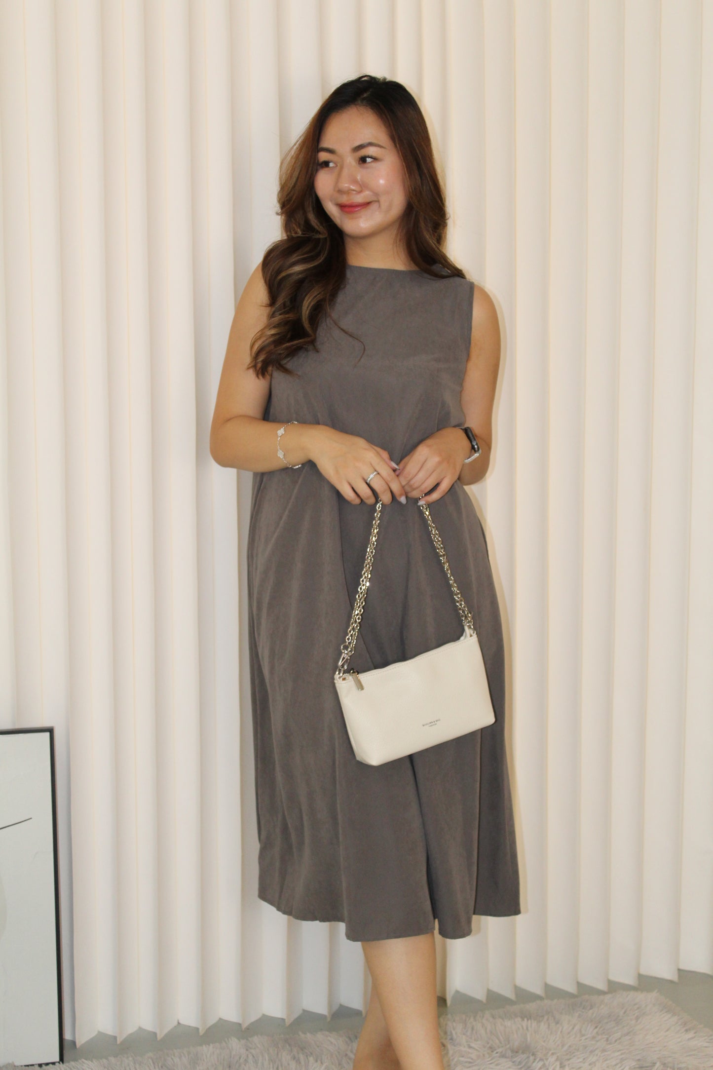 Agnes Flare Midi Dress (Grey)