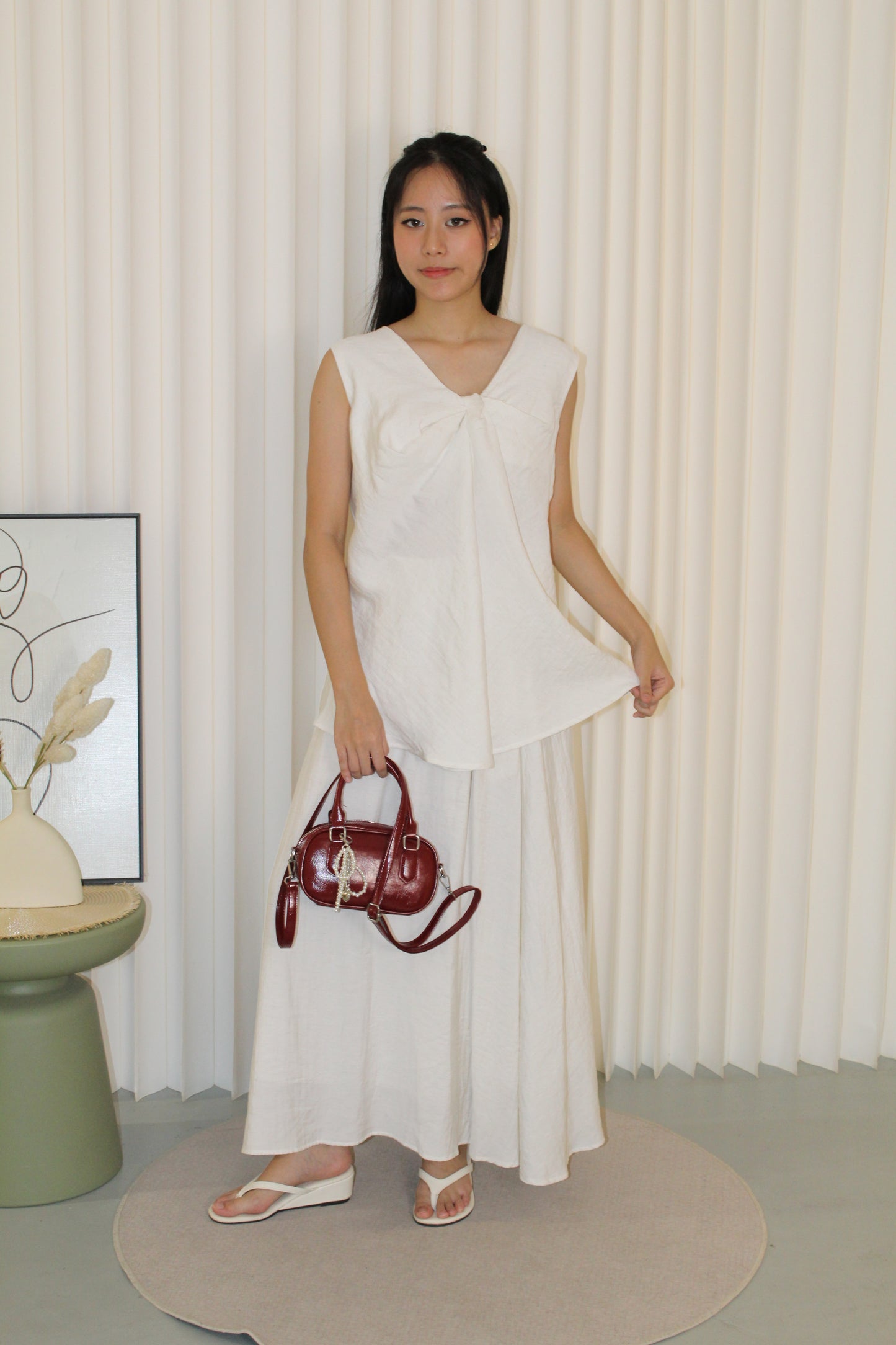 Gloria Textured Flare Top (White)