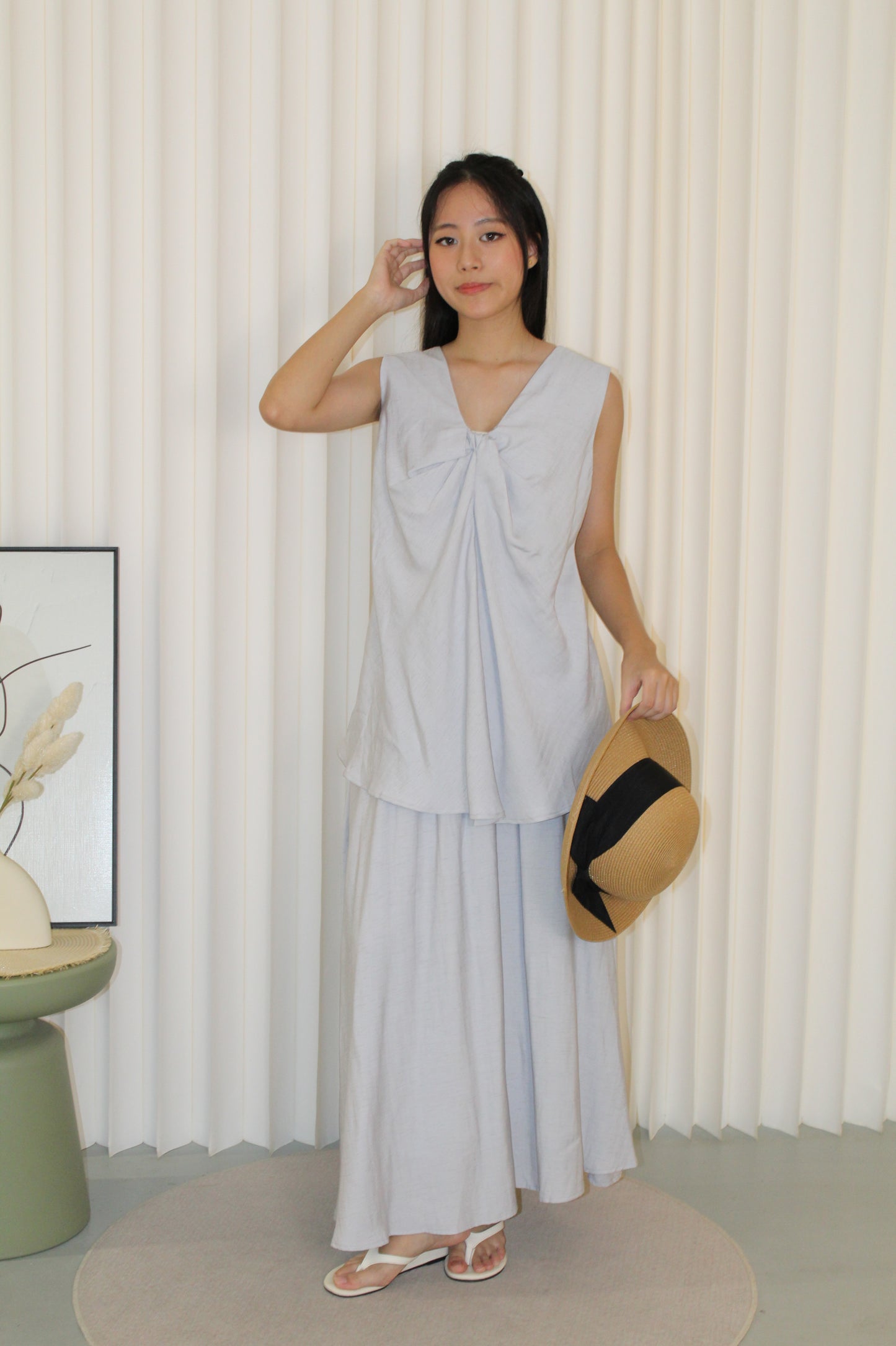 Gloria Textured Flare Top (White)