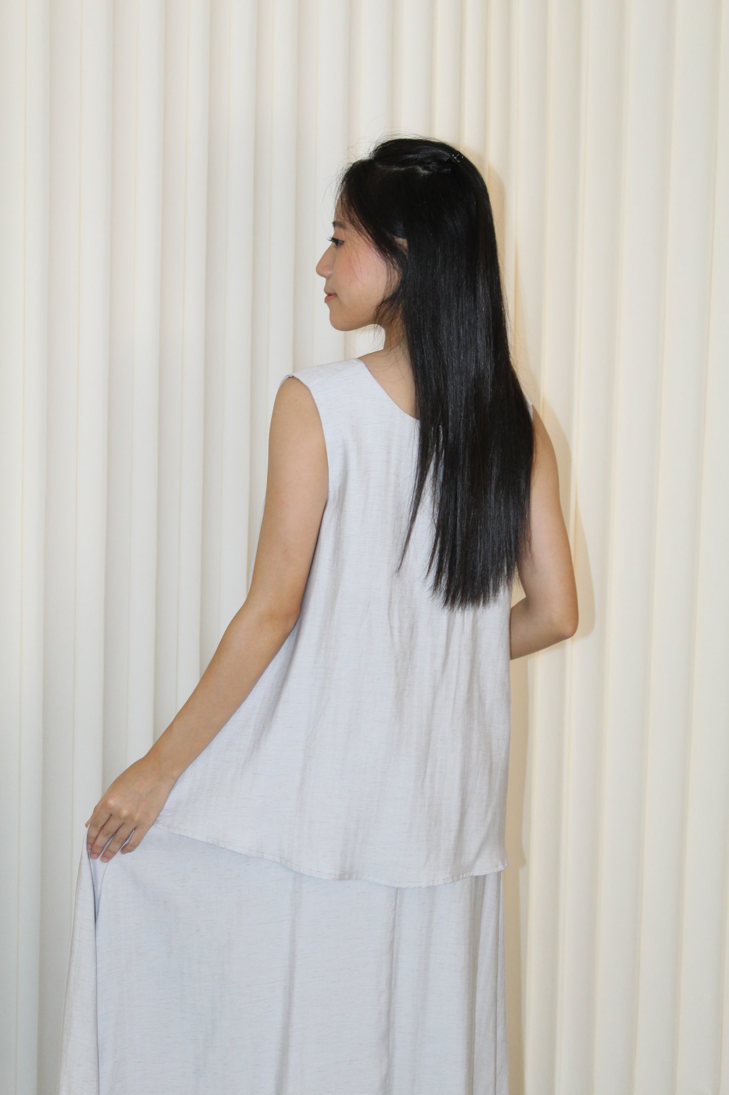 Gloria Textured Flare Top (White)