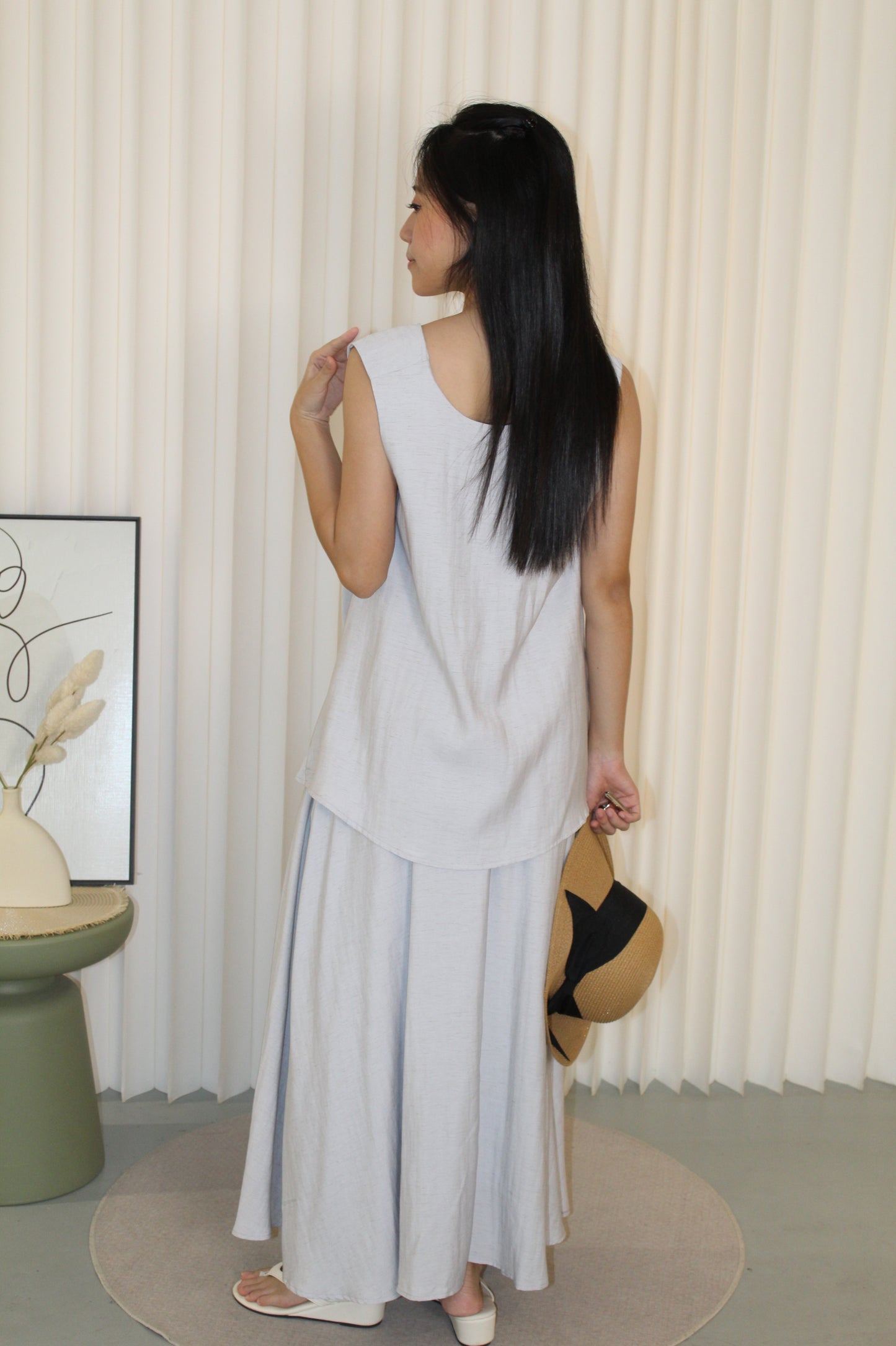 Gloria Textured Flare Top (White)
