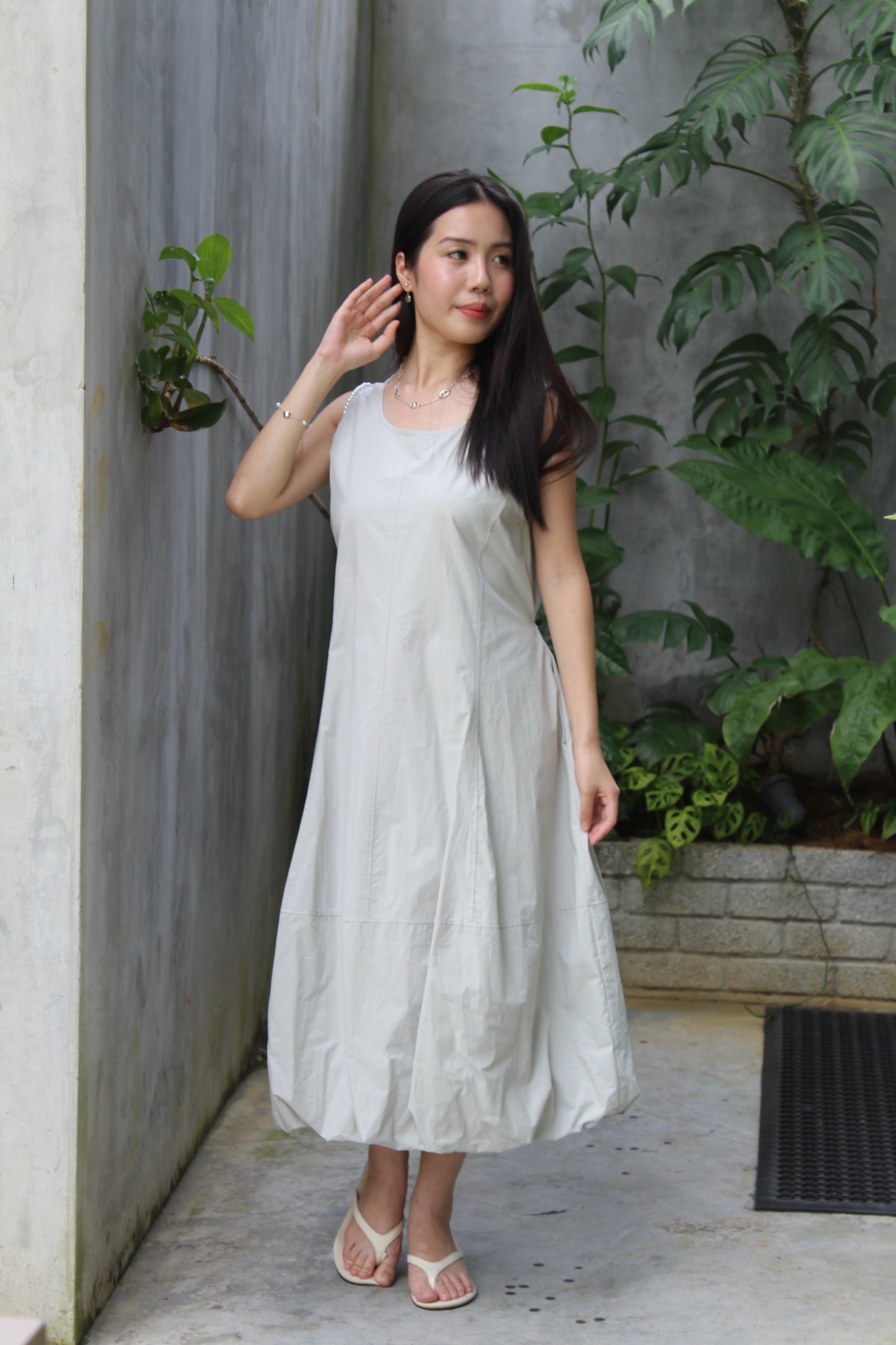 Riley Bubble Midaxi Dress (White)