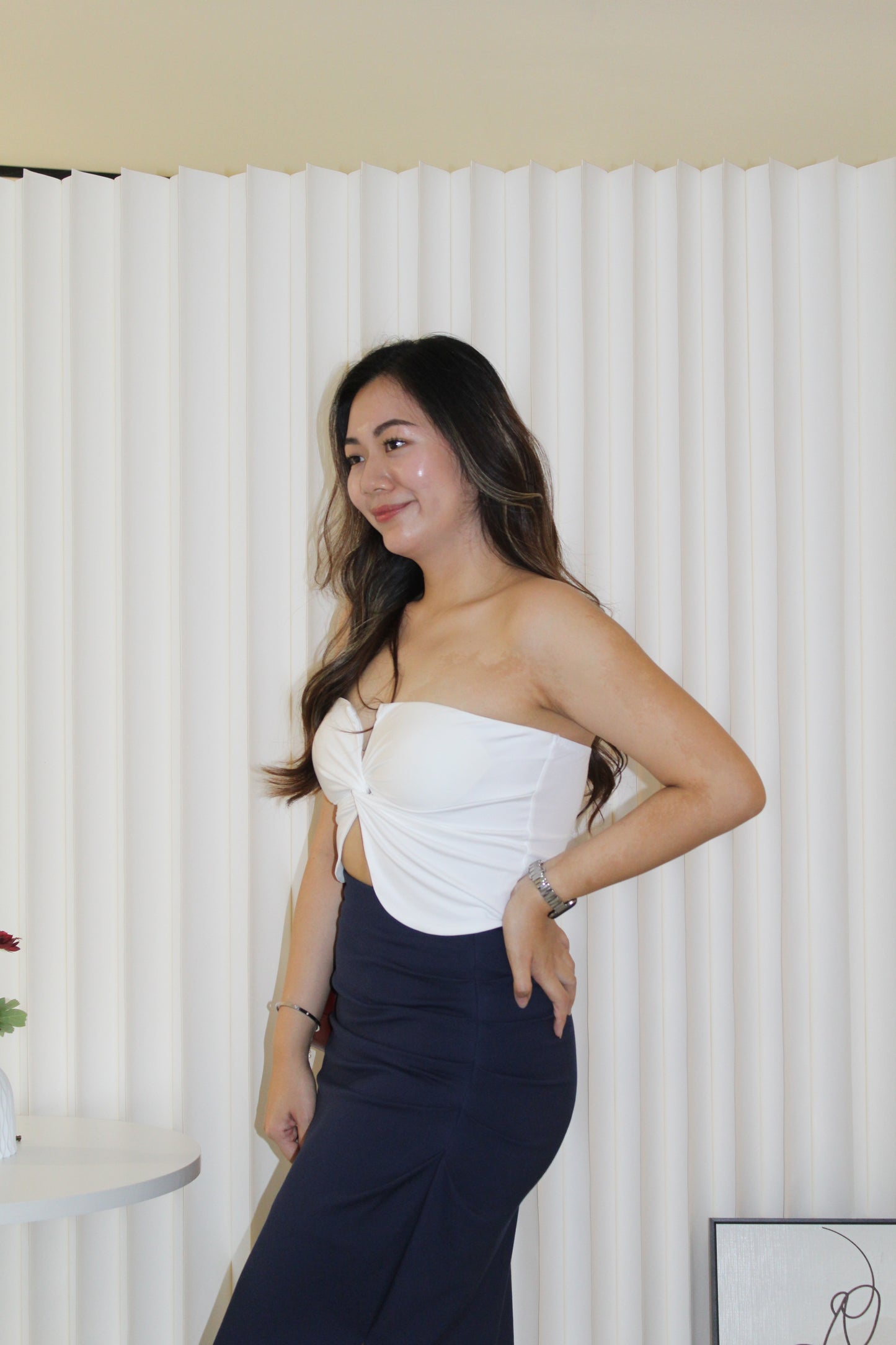 Alrey Padded Tube Crop Top (White)