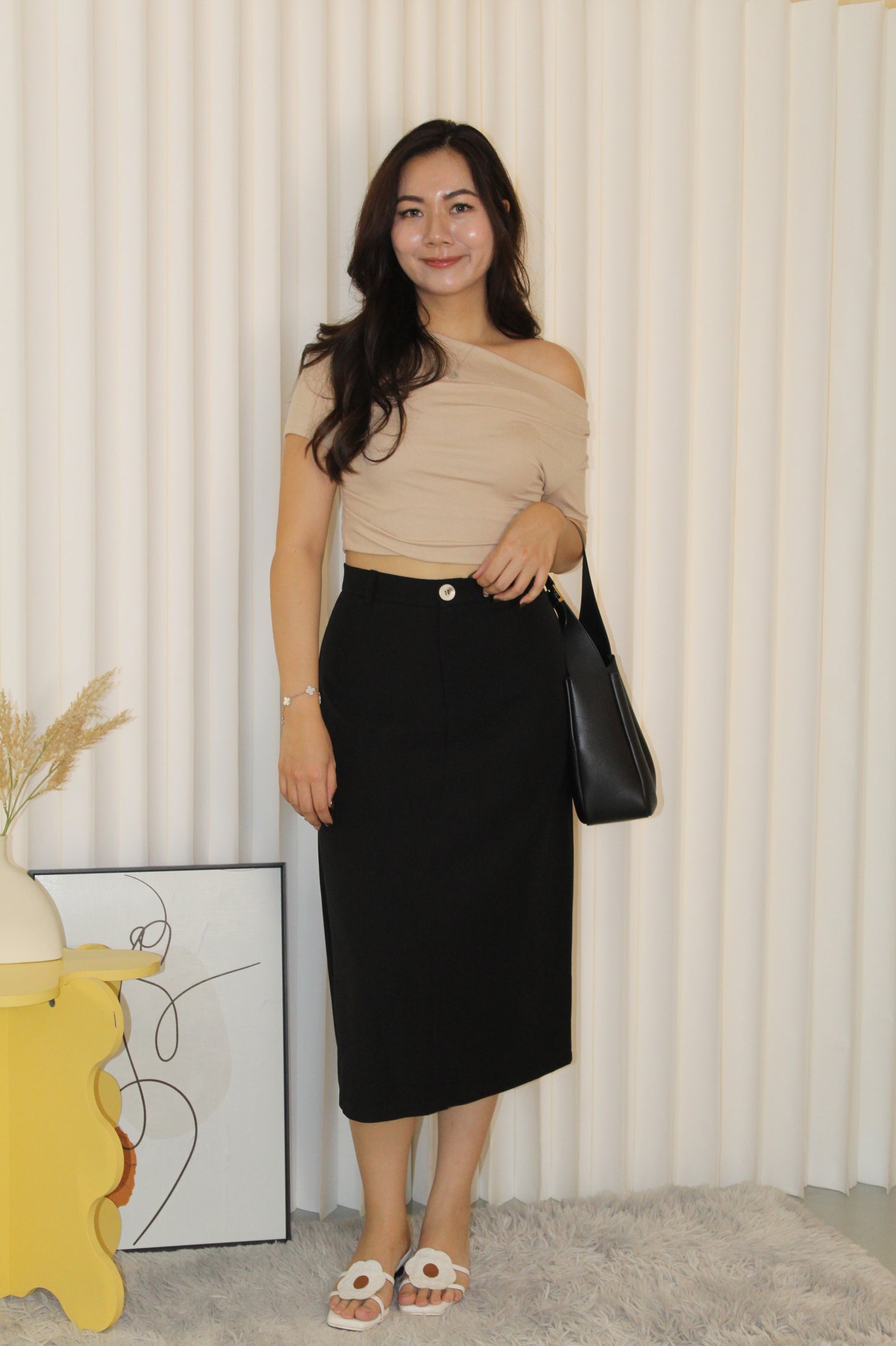 Capucine Straight Midi Skirt (Black)