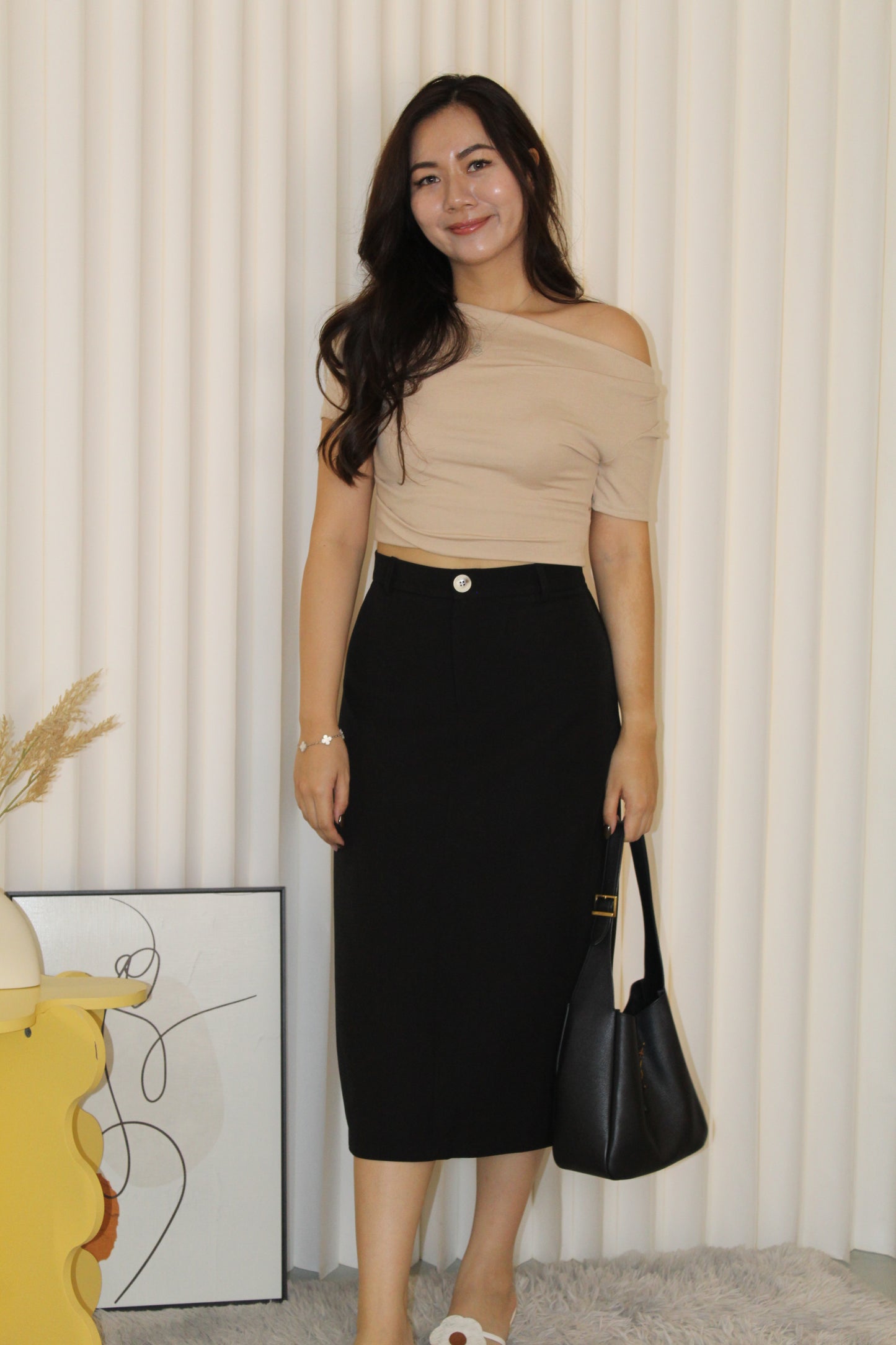 Capucine Straight Midi Skirt (Black)
