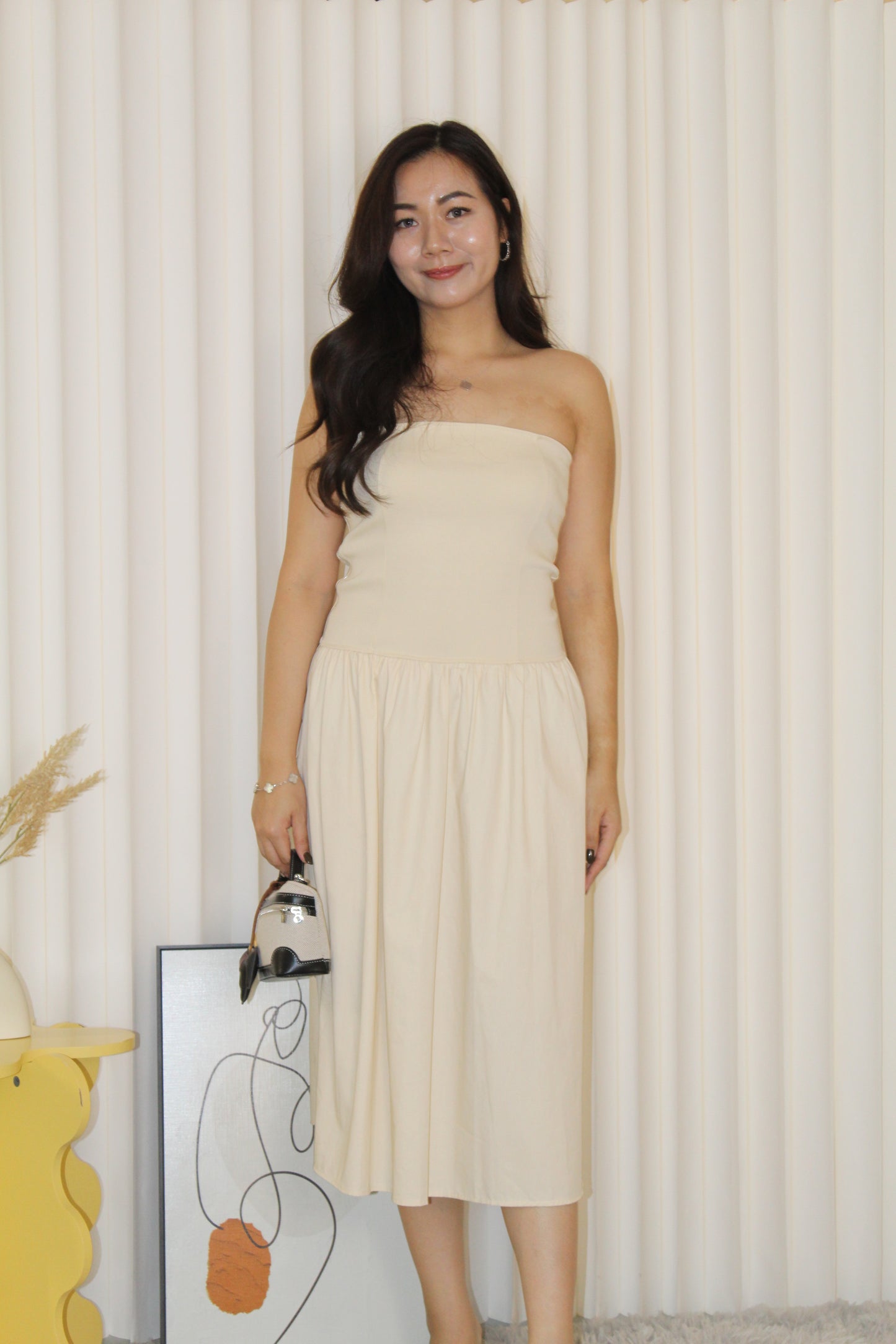 Emmelly Tube Midi Dress (Cream)