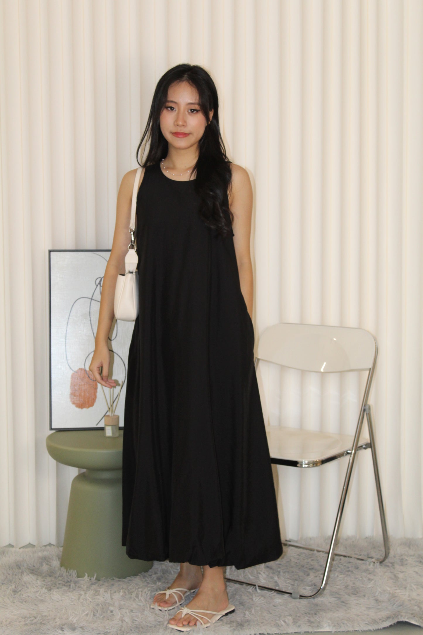 Althea Balloon Midaxi Dress (Black)