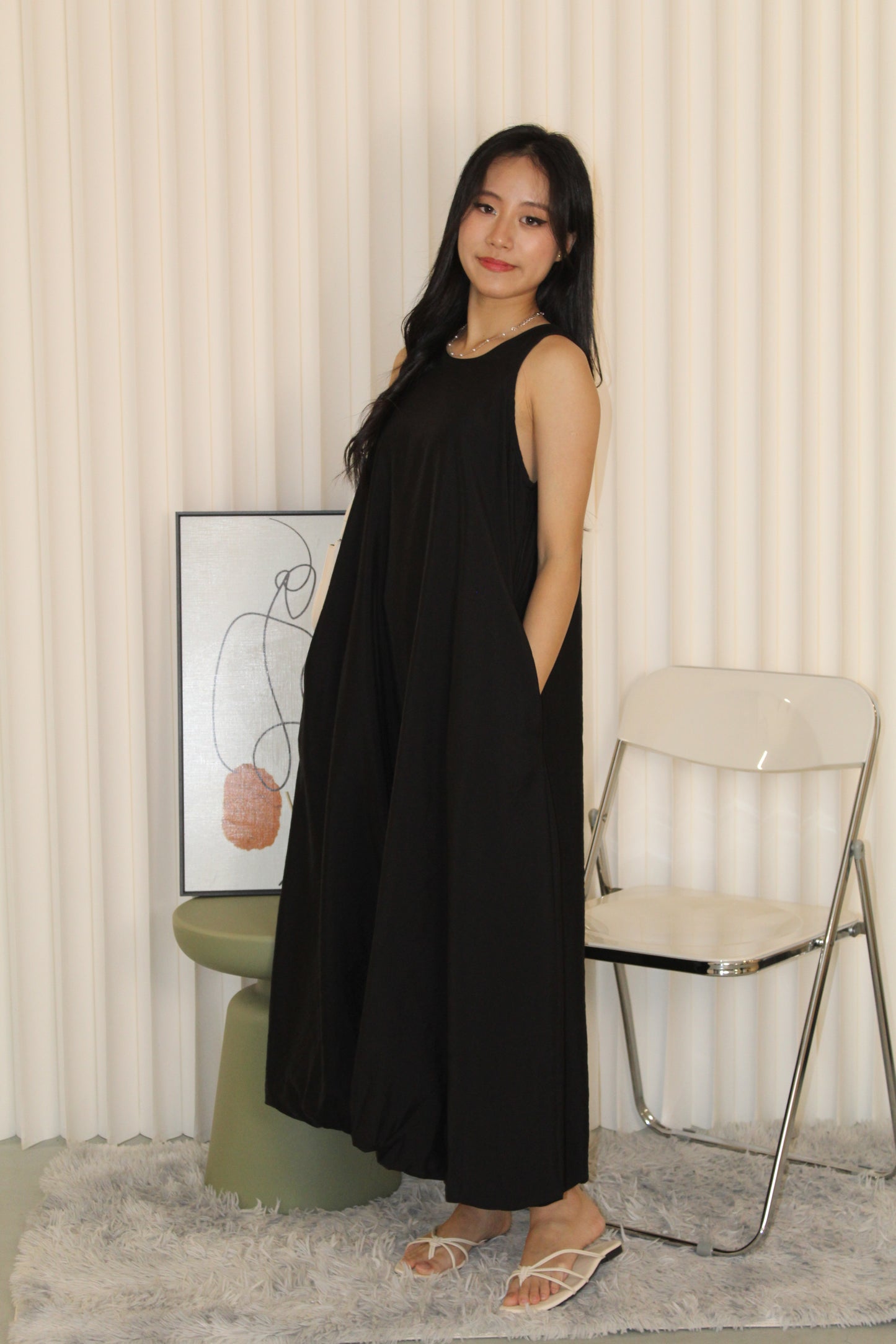 Althea Balloon Midaxi Dress (Black)