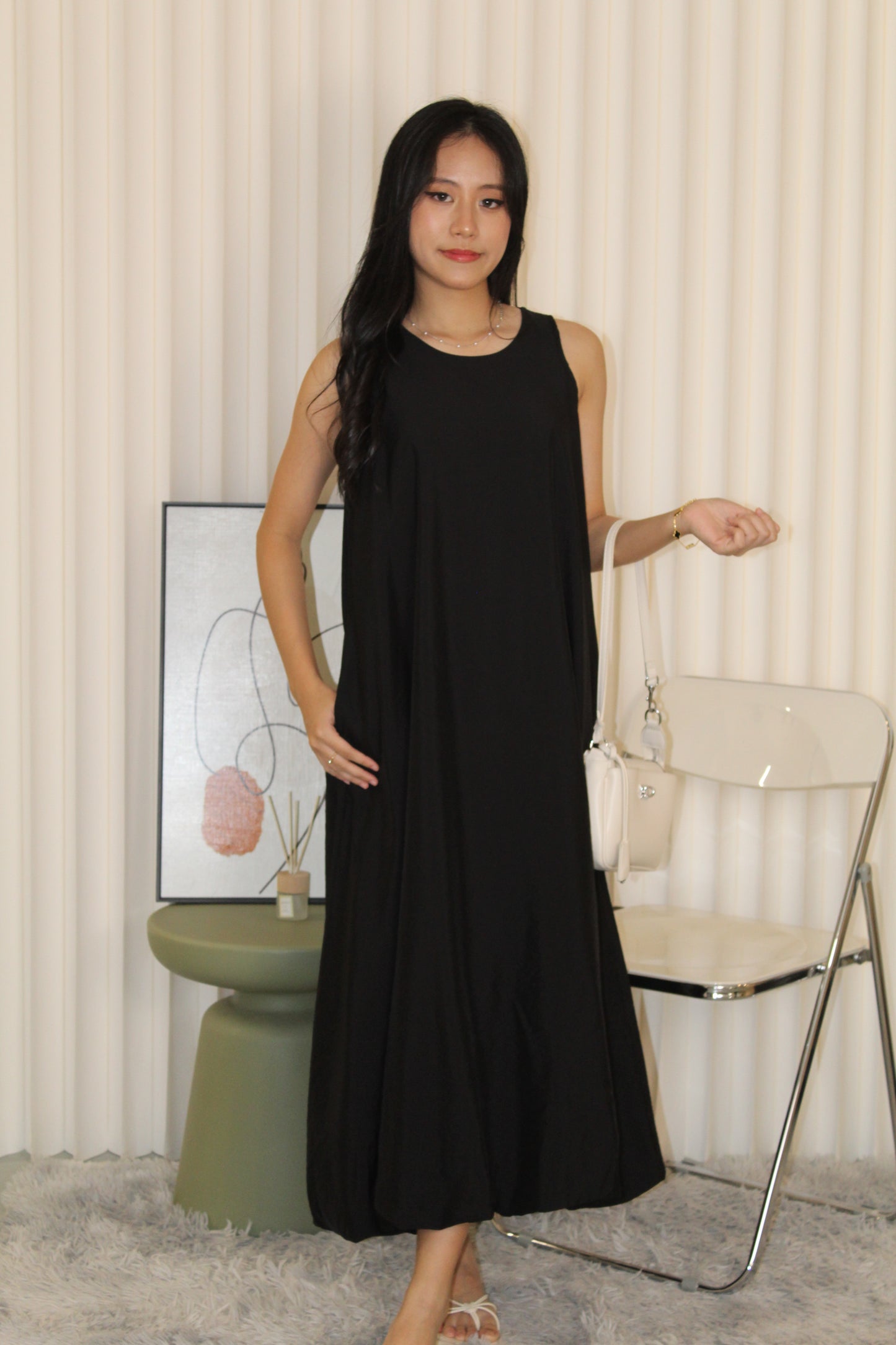 Althea Balloon Midaxi Dress (Black)