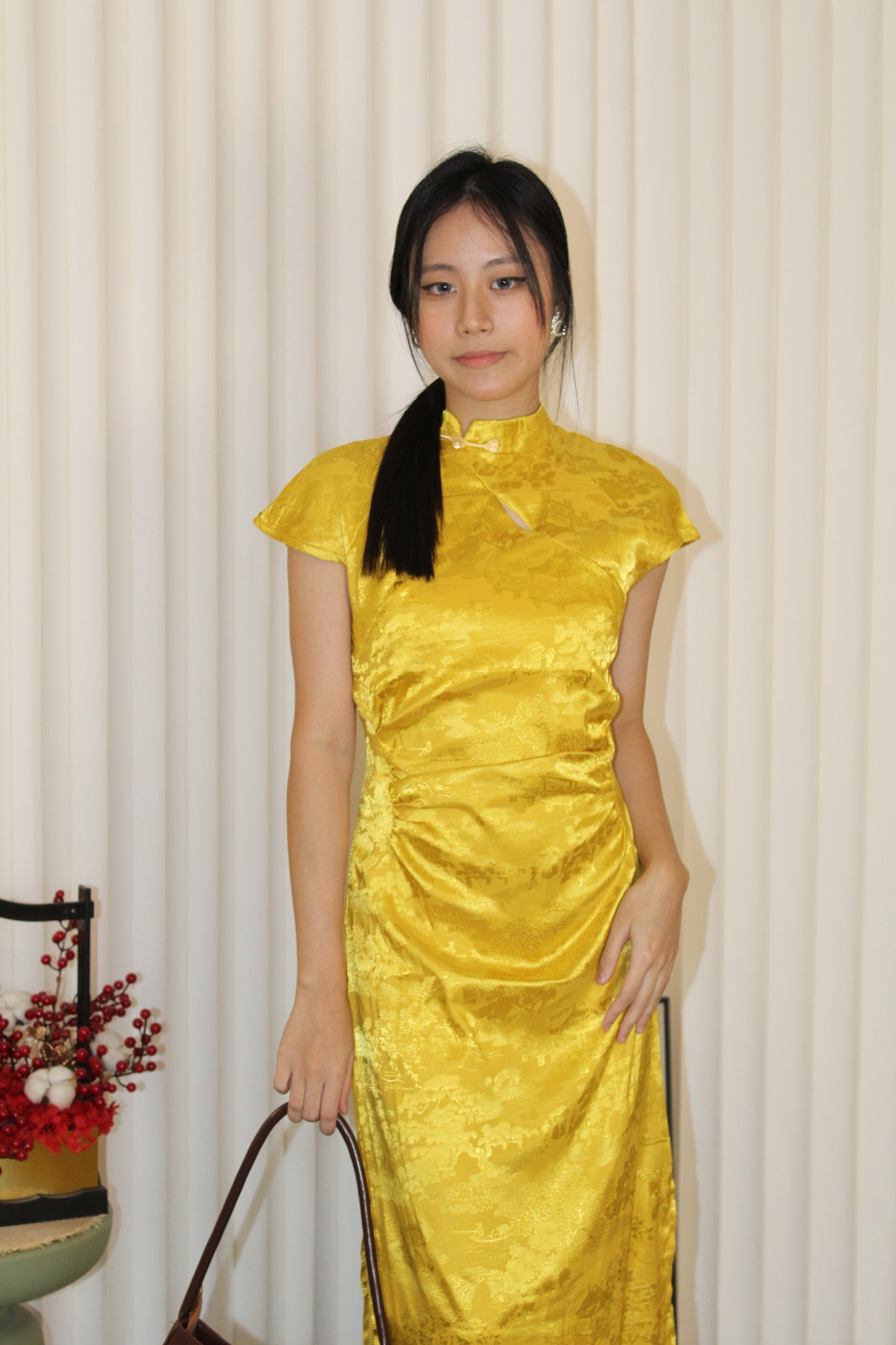 Jin Yi Midaxi Cheongsam Dress (Gold)