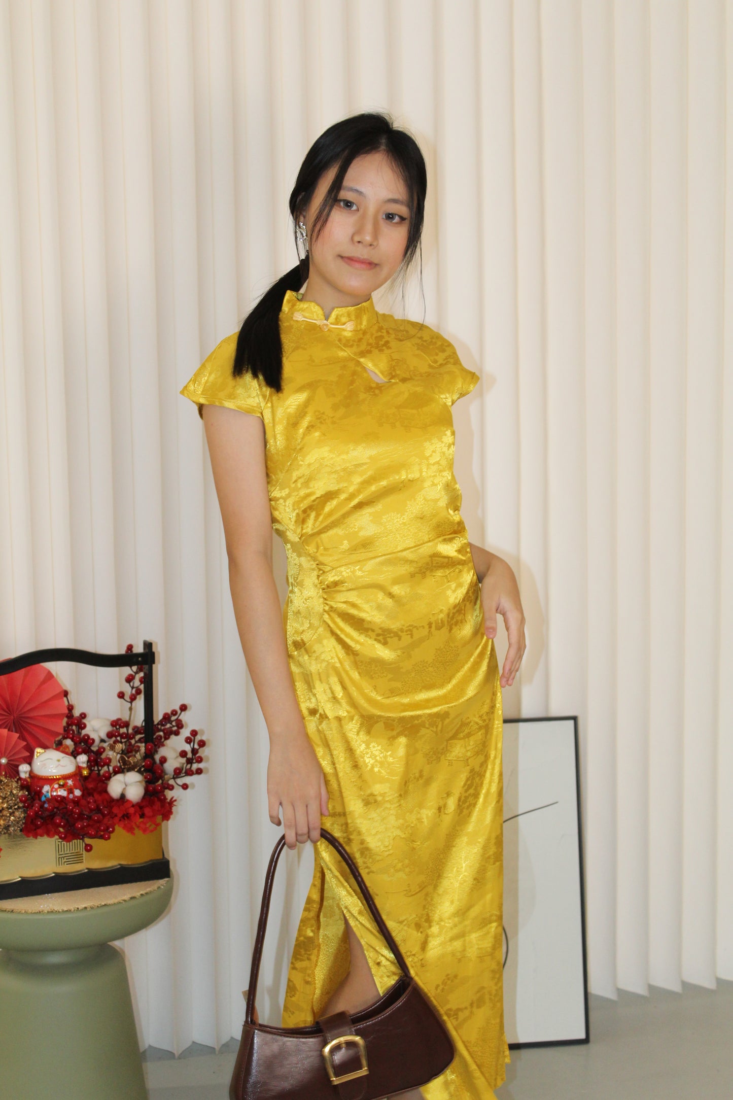 Jin Yi Midaxi Cheongsam Dress (Gold)