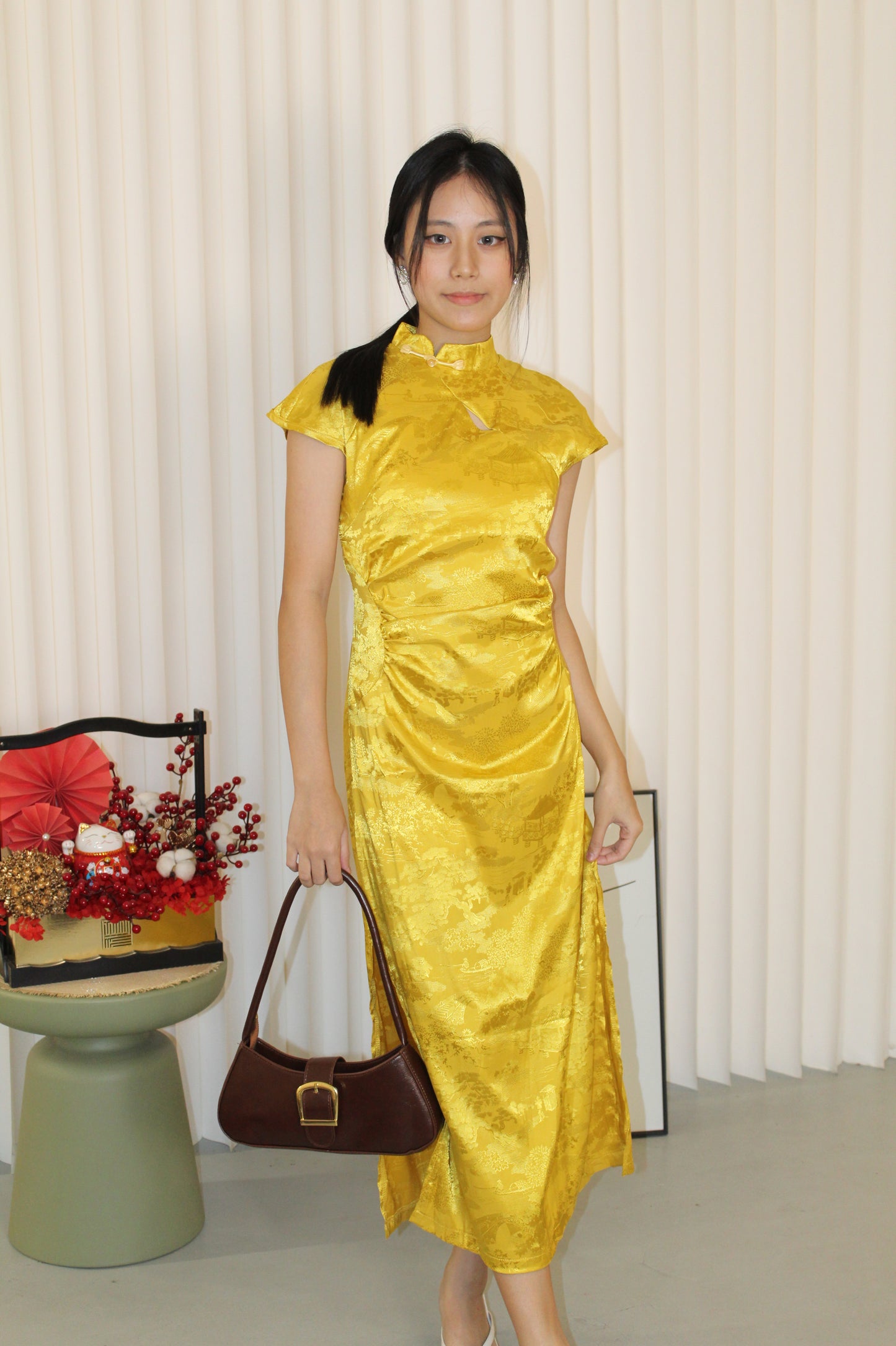 Jin Yi Midaxi Cheongsam Dress (Gold)