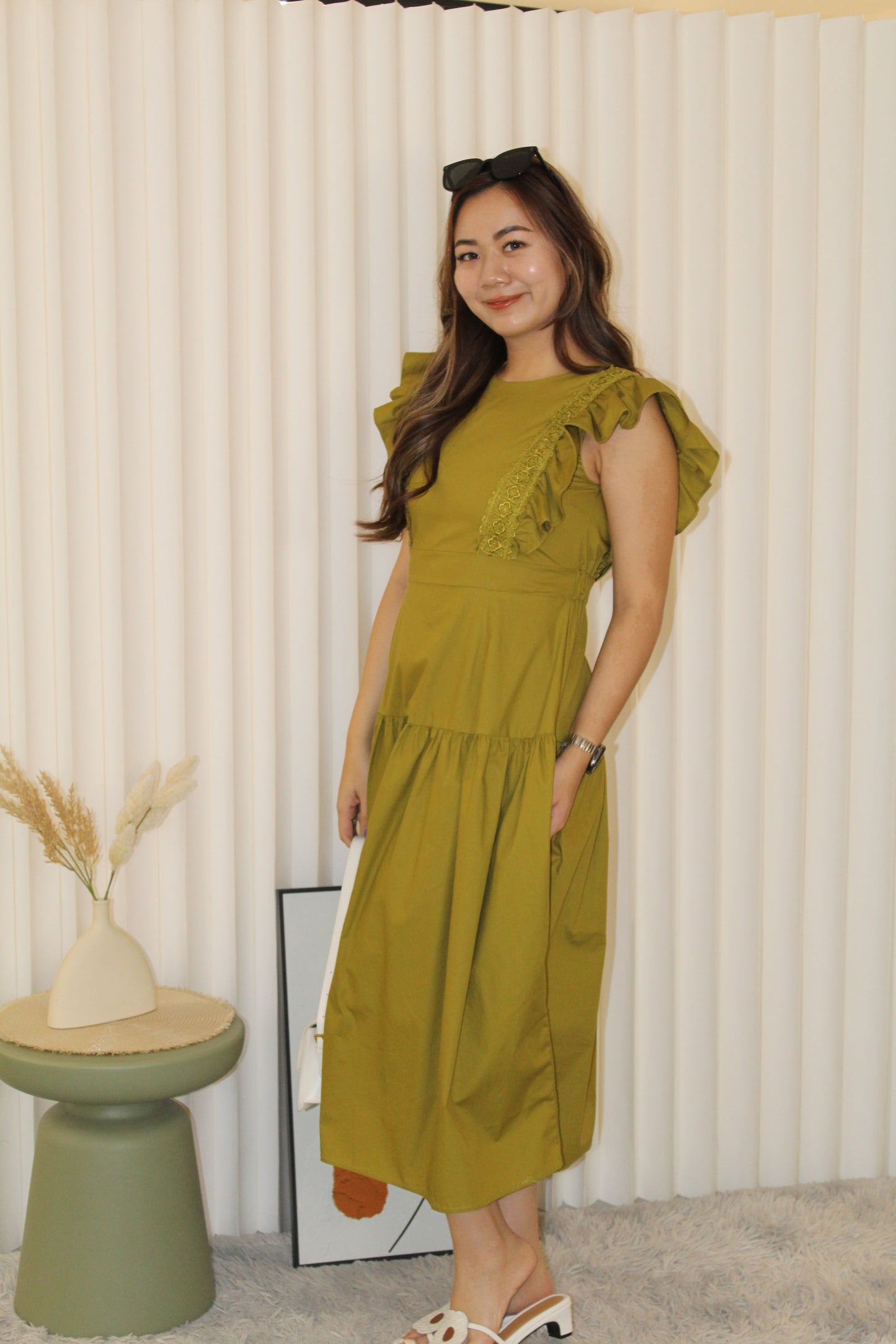 Ivory Flare Midi Dress (Green)
