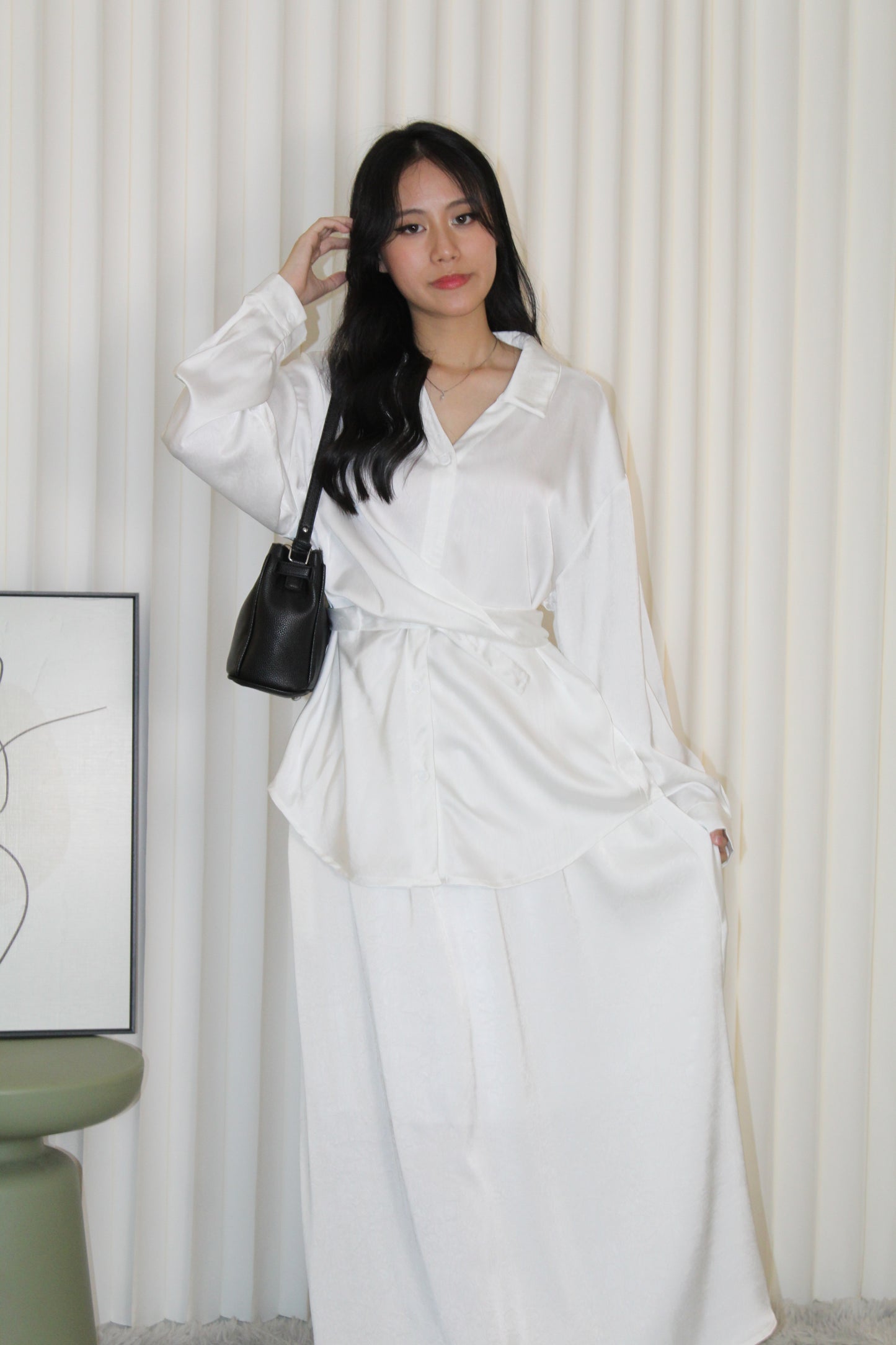 Calluna Satin Two Piece Skirt Set (Black)