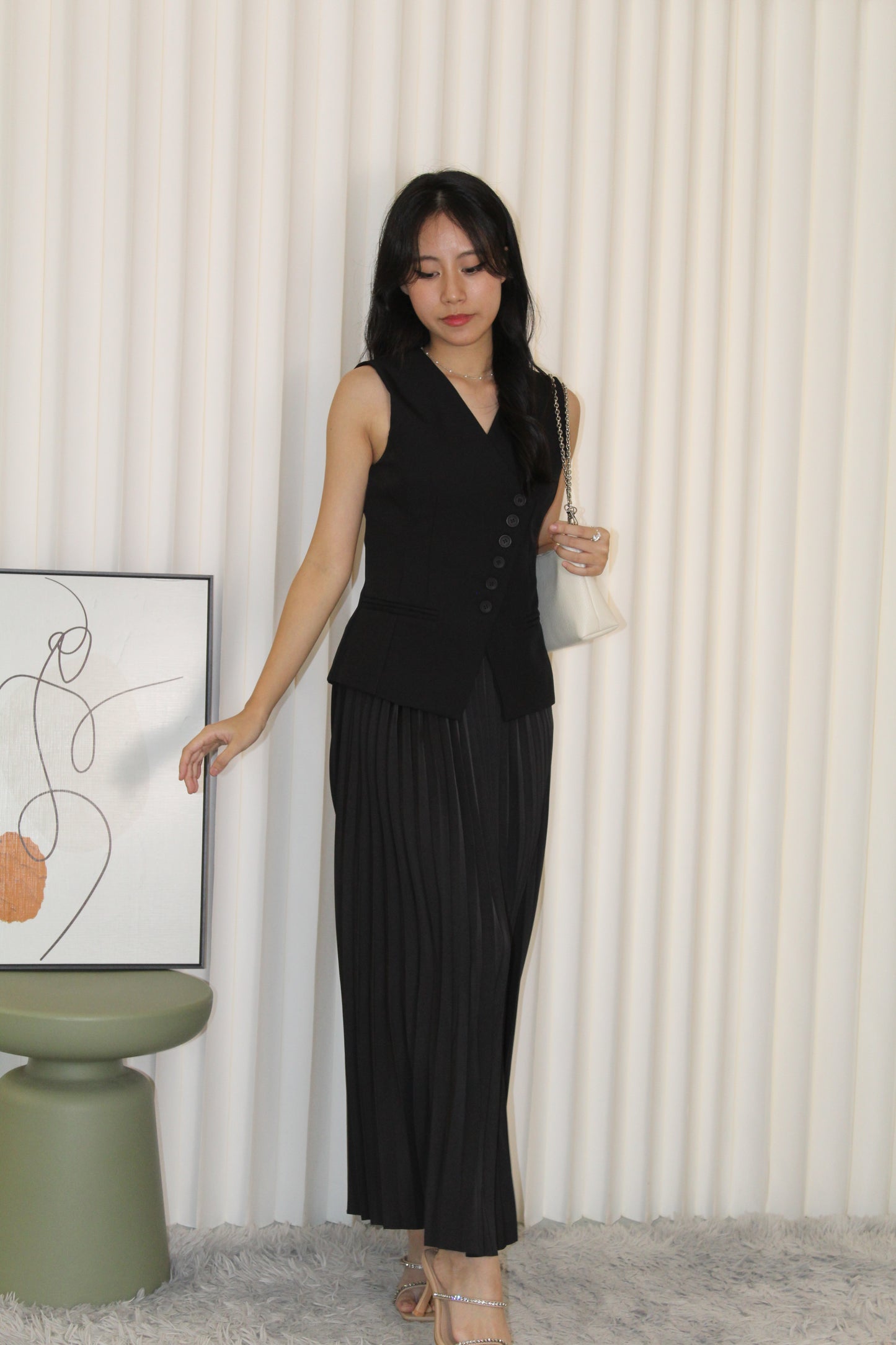 Michelle Vest Two Piece Skirt Set (Black)