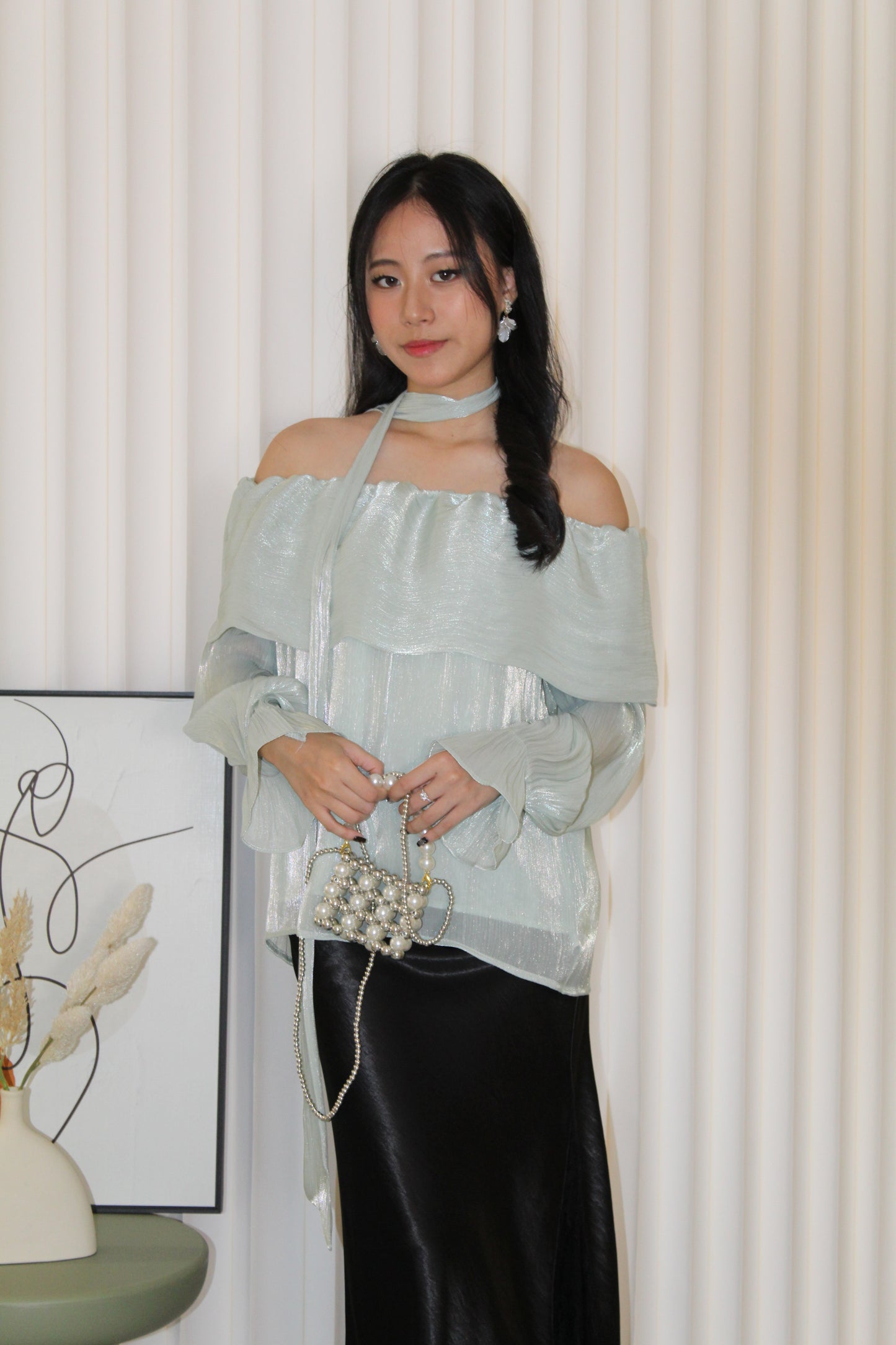 Marley Off Shoulder Long Sleeve Top (Cream)