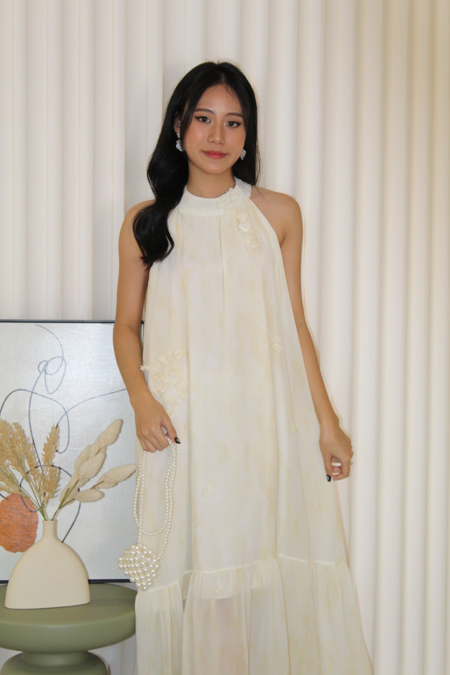 Jaelyn Halter Midi Dress (Cream)