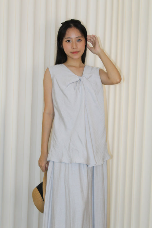 Gloria Textured Flare Top (Blue)