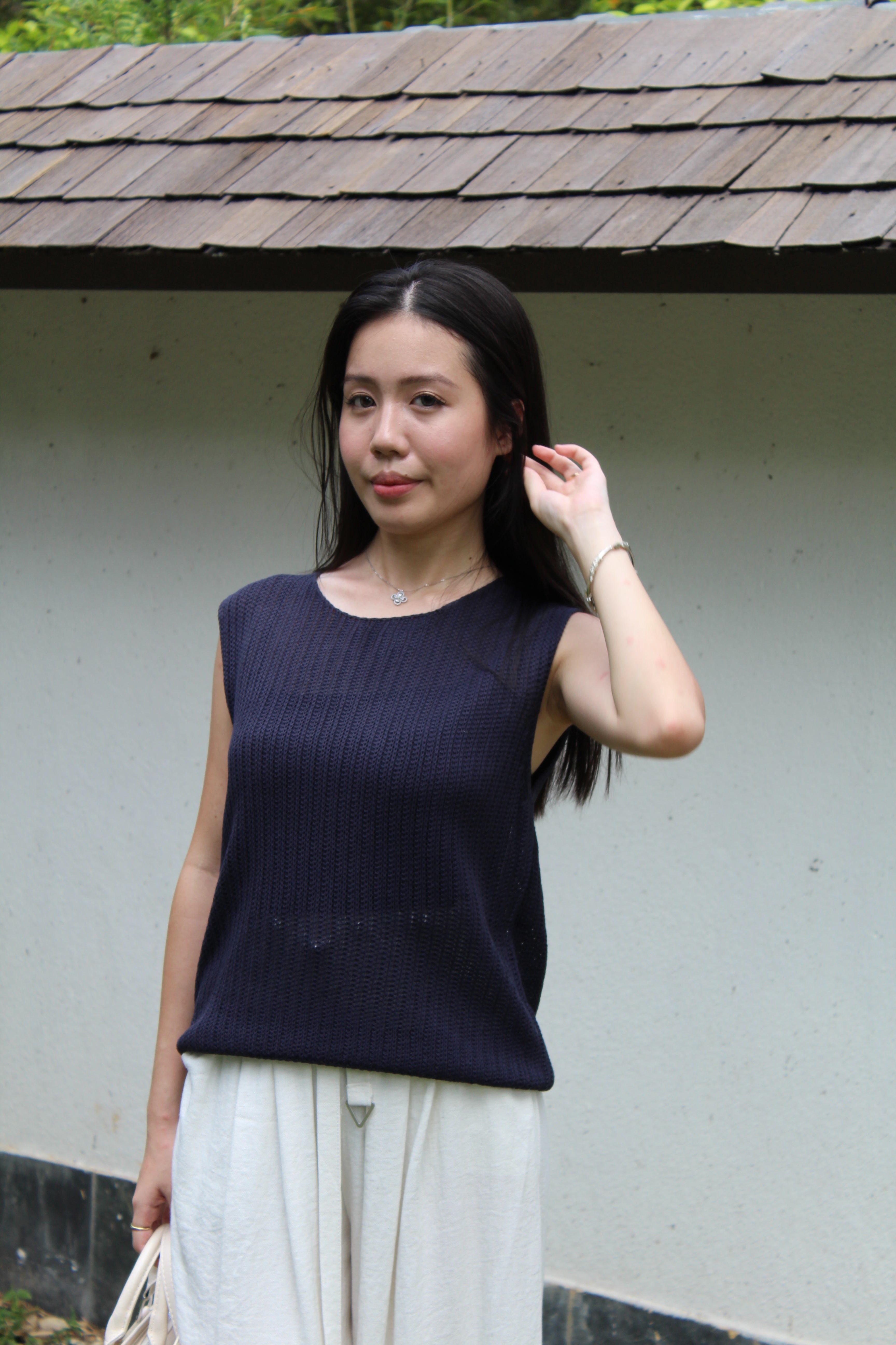 Paloma Knit Sleeveless Top (Navy)
