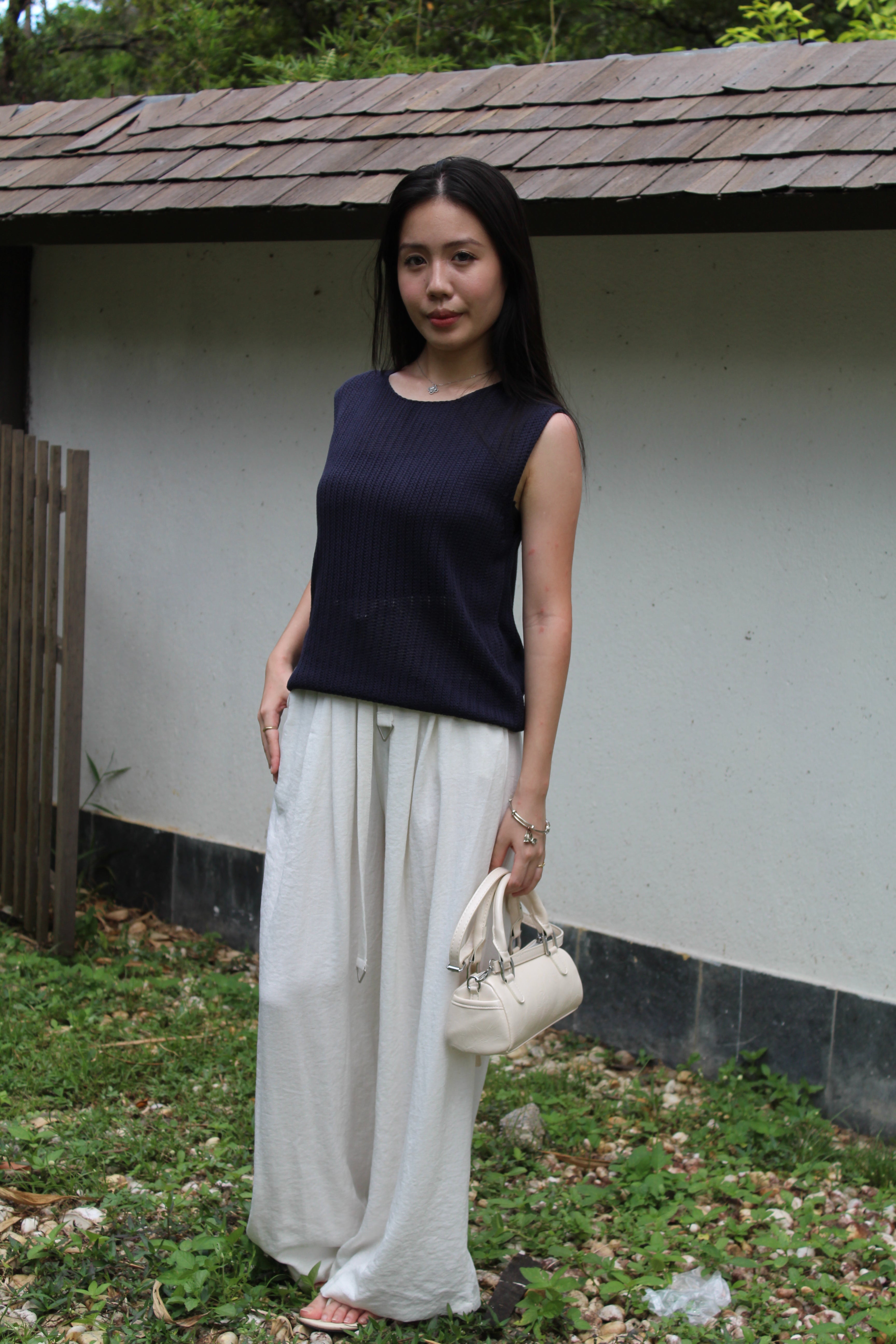 Paloma Knit Sleeveless Top (Navy)