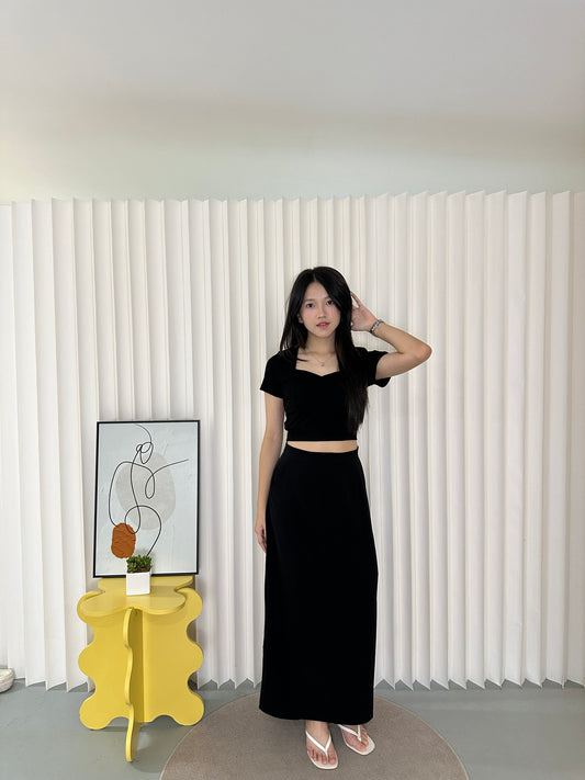 Polina Crop Top (Black)