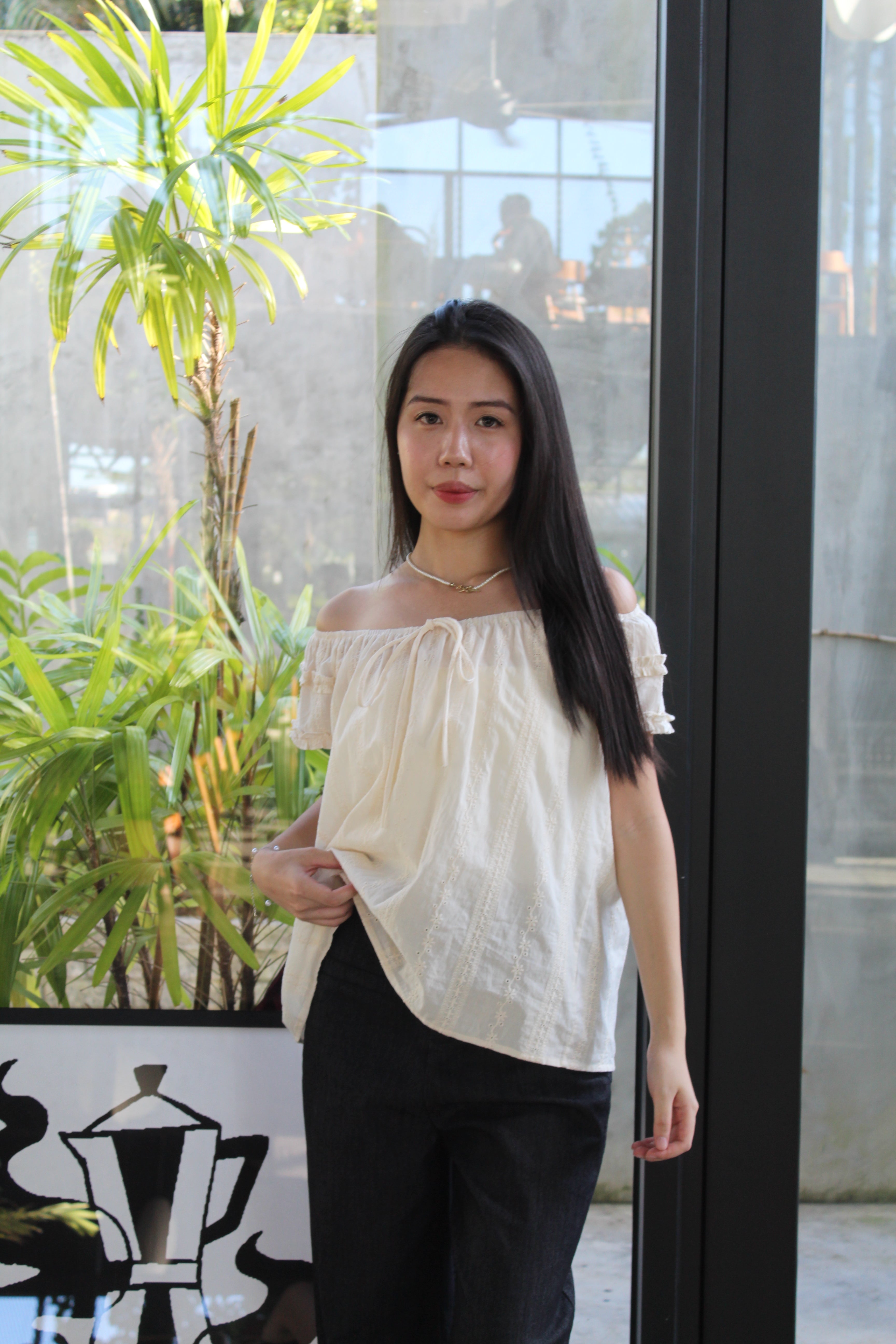Kaliyah Broderie Ruffle Top (Cream)