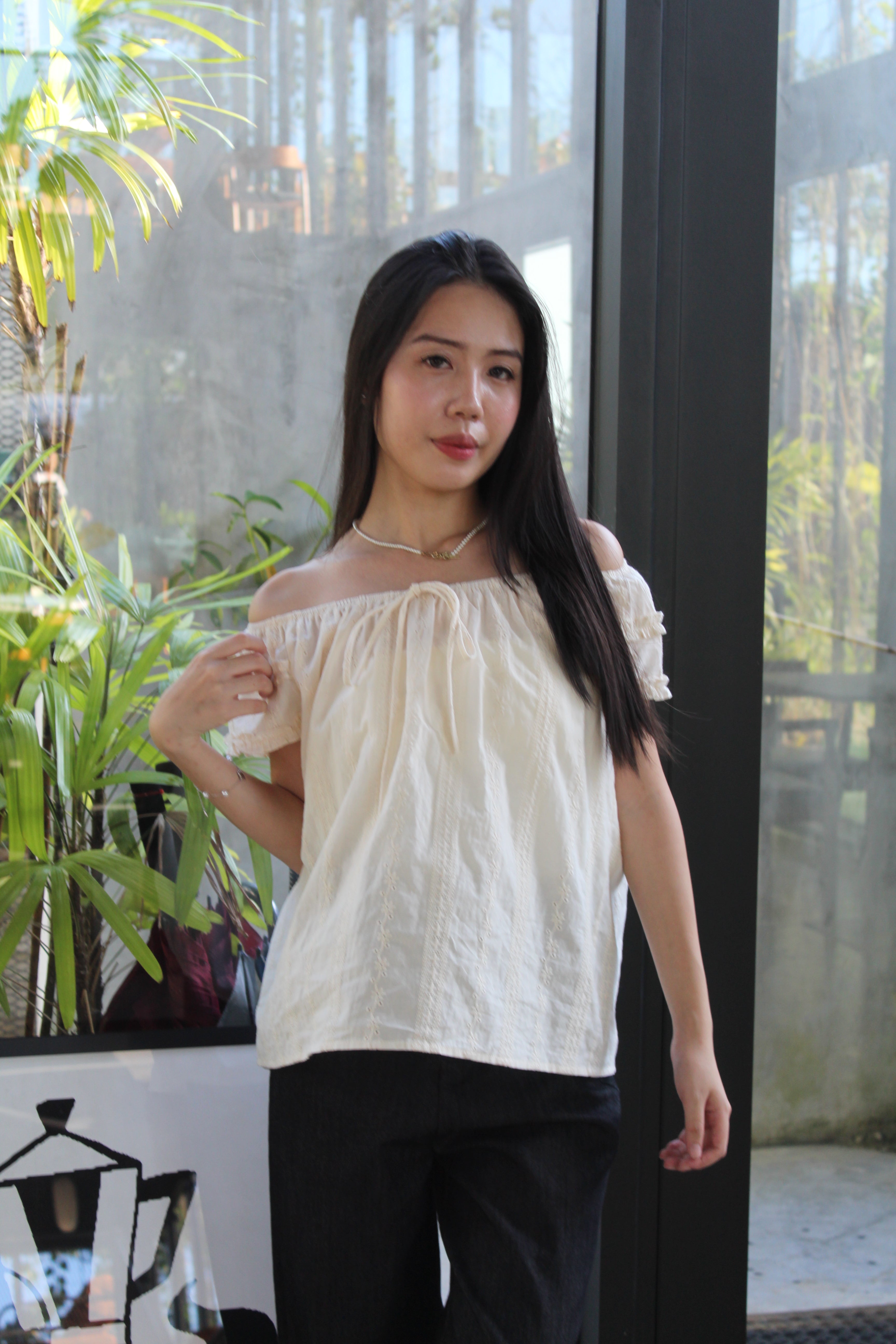 Kaliyah Broderie Ruffle Top (Cream)