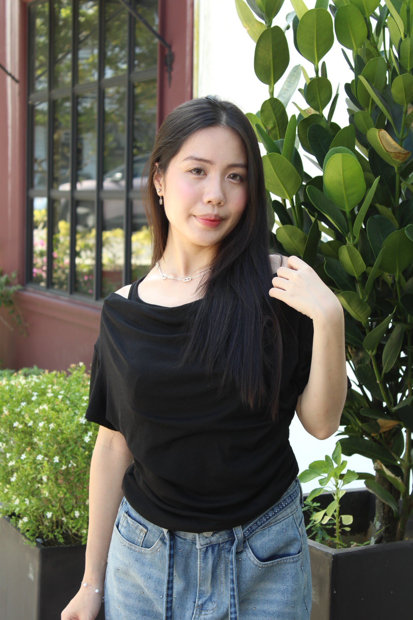 Yenesia Faux Two-Piece Top (White)