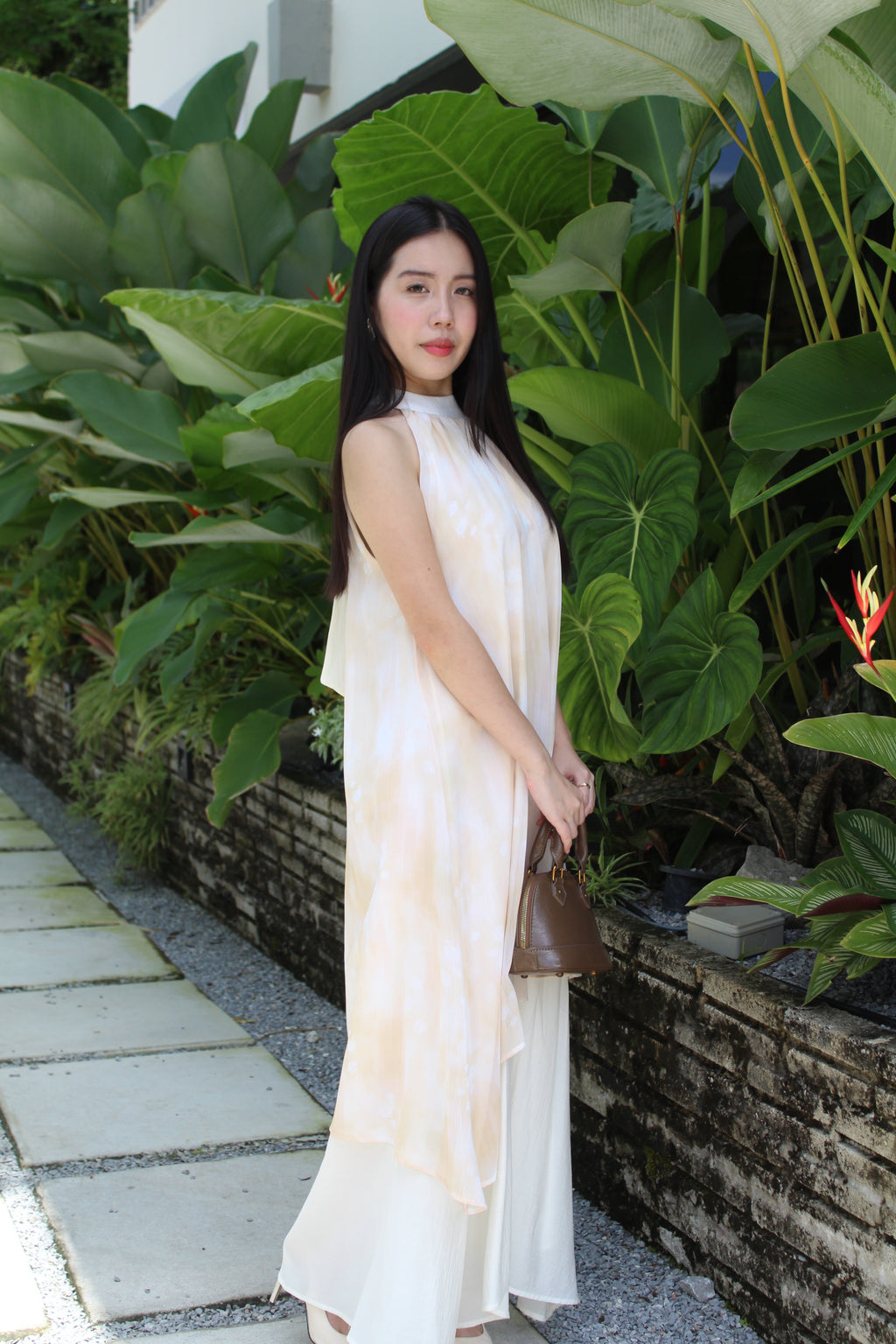 Arielle Halter Ombre Maxi Dress (Blue)
