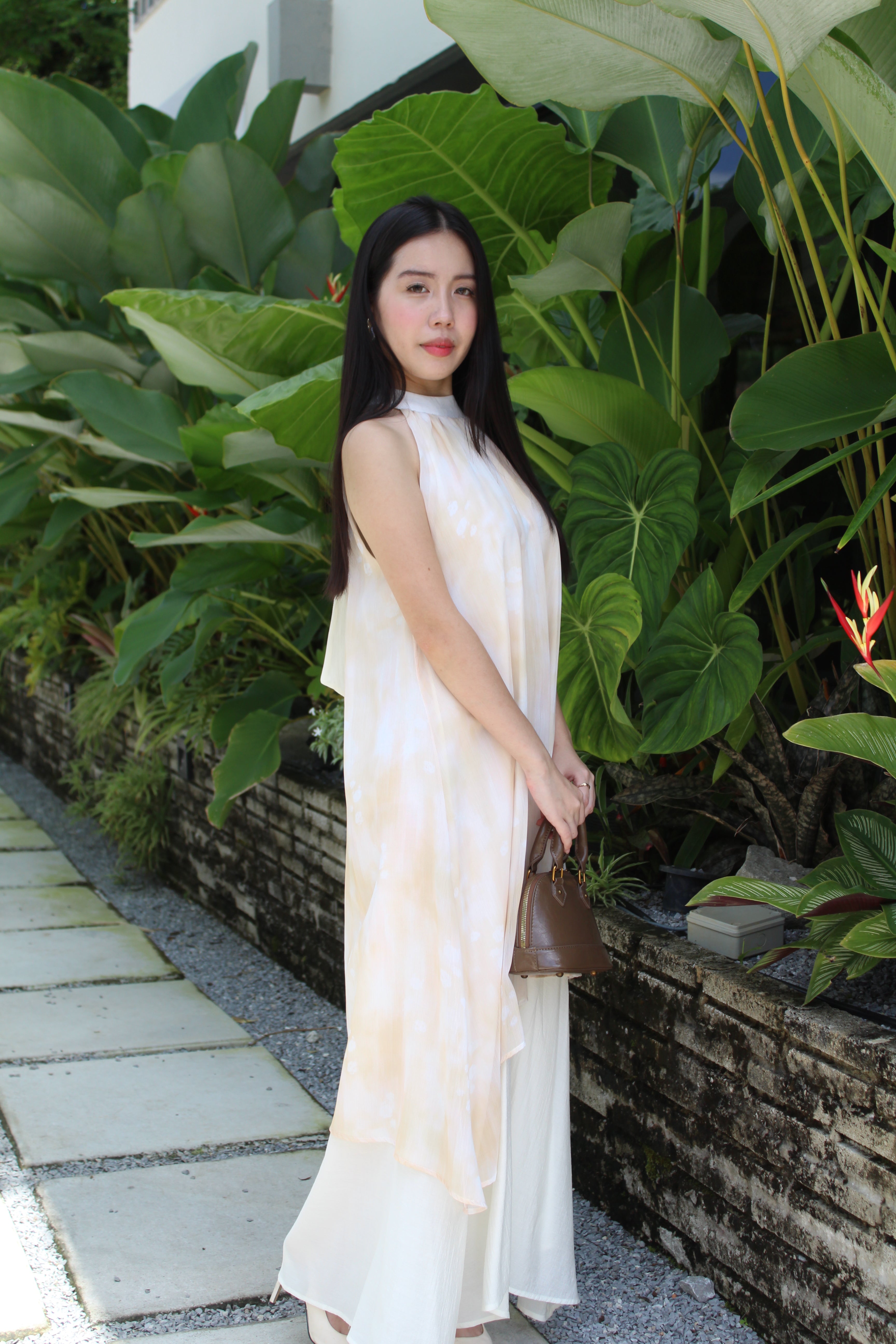 Arielle Halter Ombre Maxi Dress (Blue)