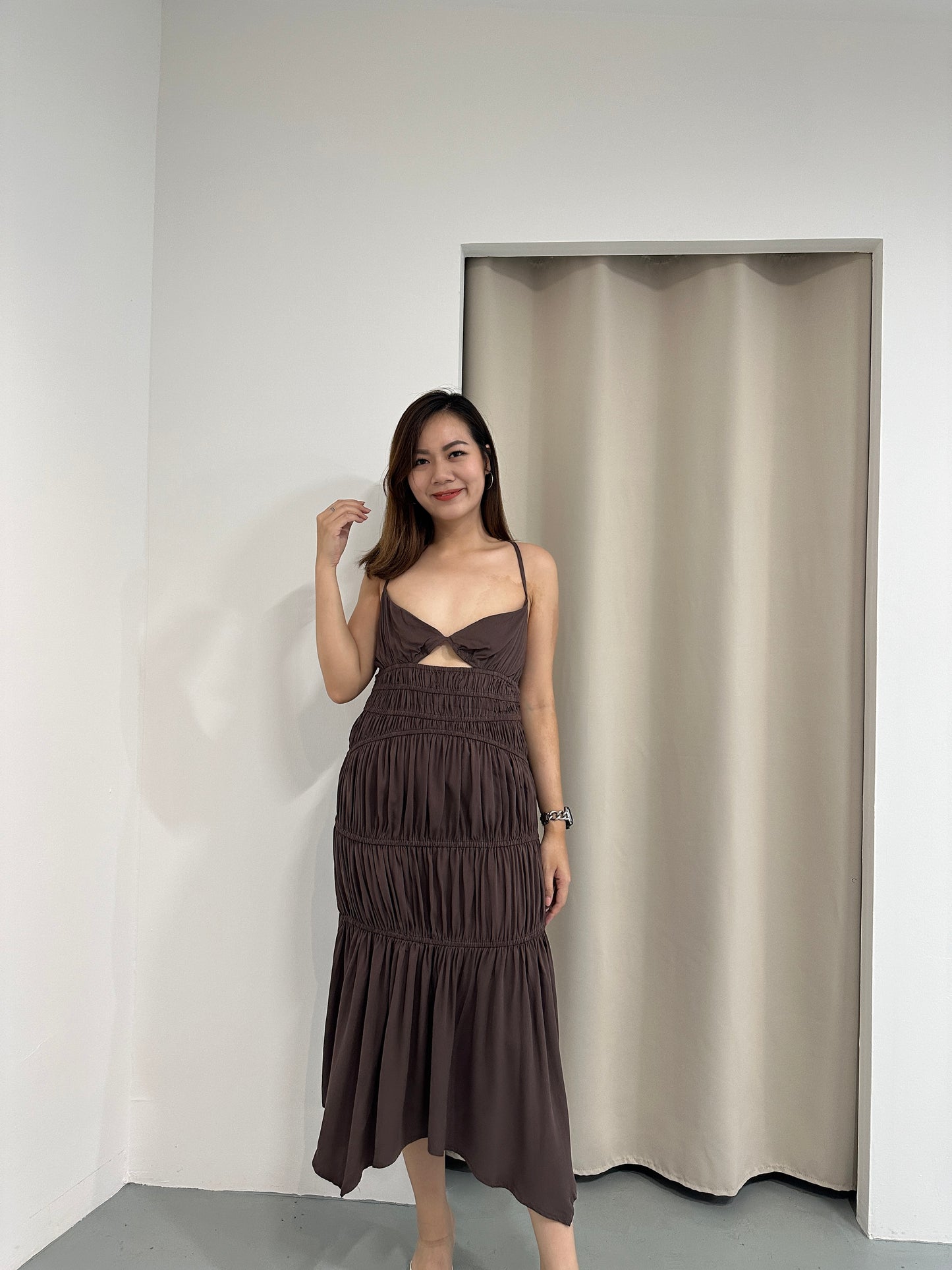 Aubrey Deep V Bare Back Dress (Brown)