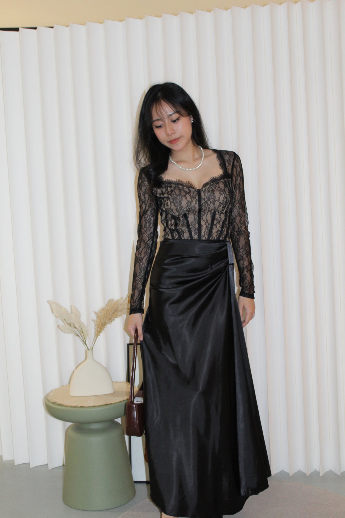 Wenna Lace Satin Maxi Dress (Black)