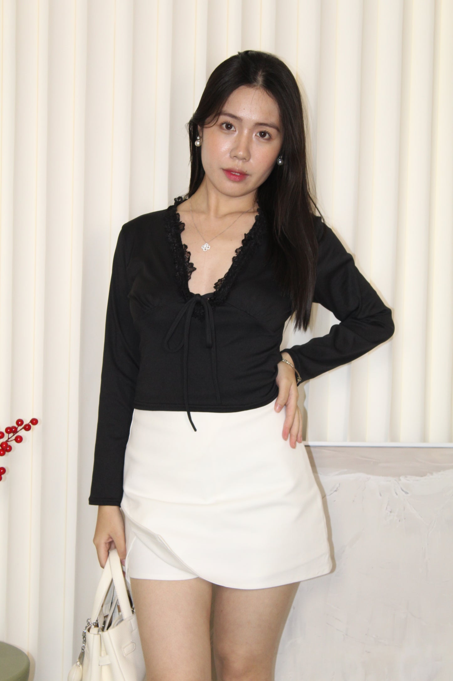 Bonnie Long Sleeve Top (Black)