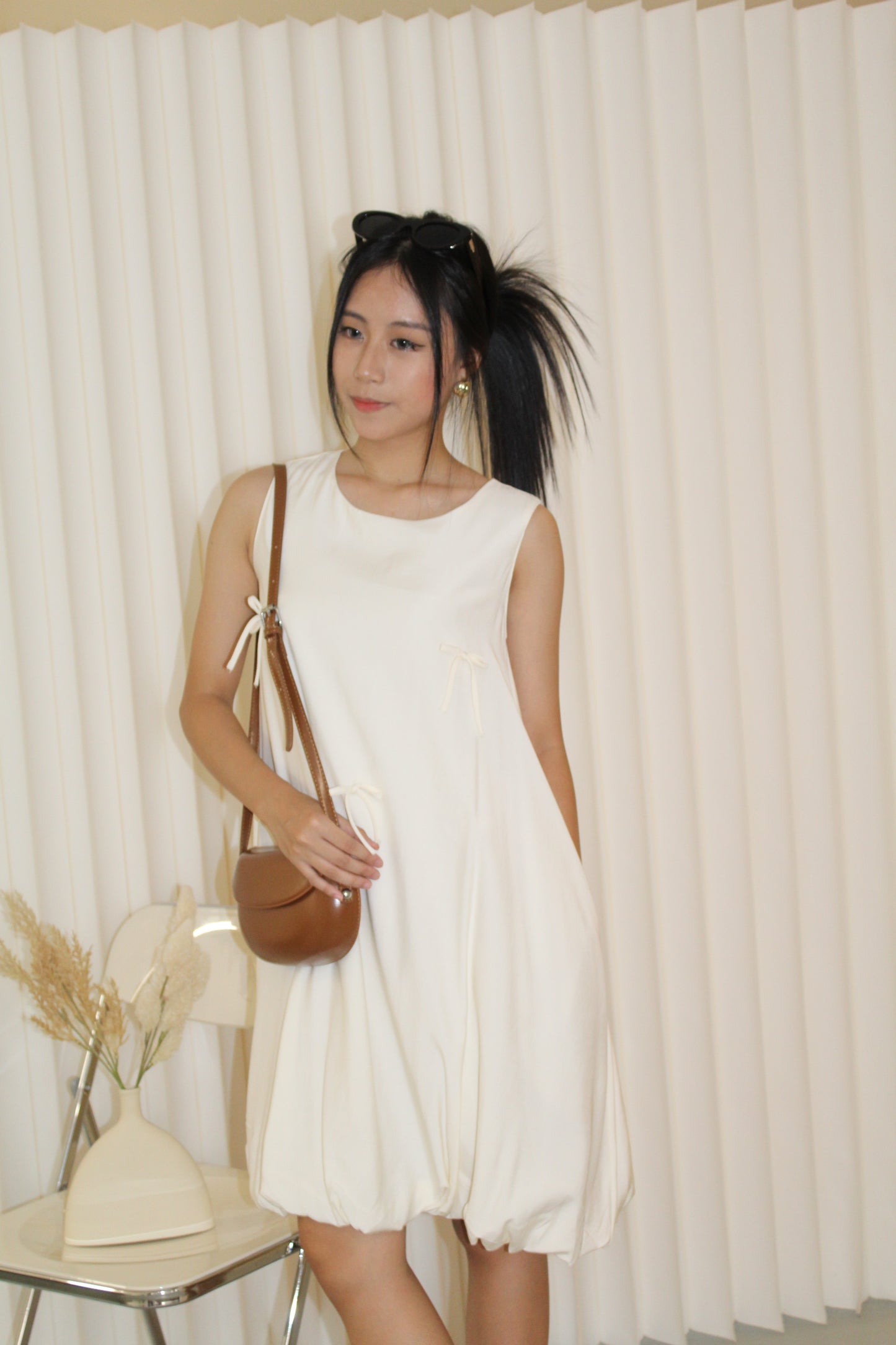 Yasmin Ribbon Balloon Flare Dress (Cream)