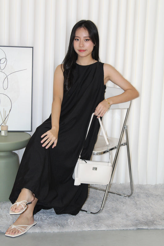 Althea Balloon Midaxi Dress (Black)