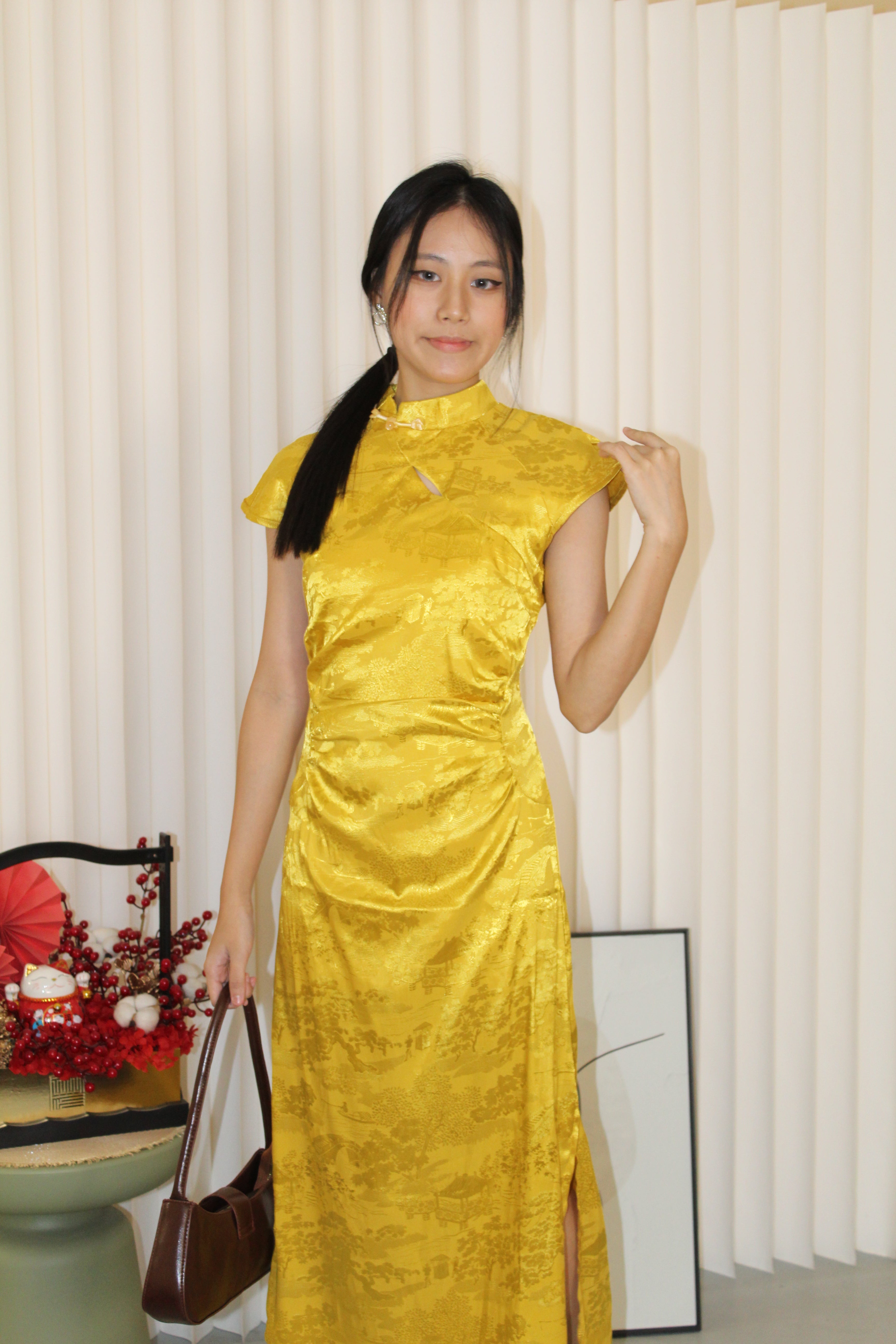 Jin Yi Midaxi Cheongsam Dress (Gold)