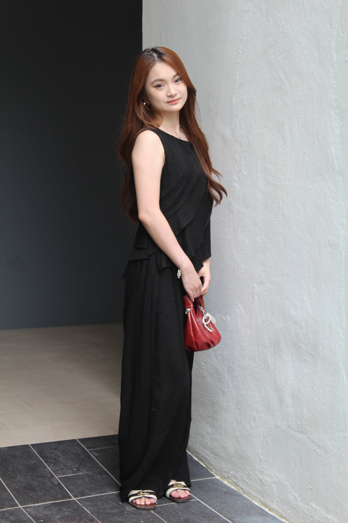 Shermaine Linen Ruffle Top (Black)