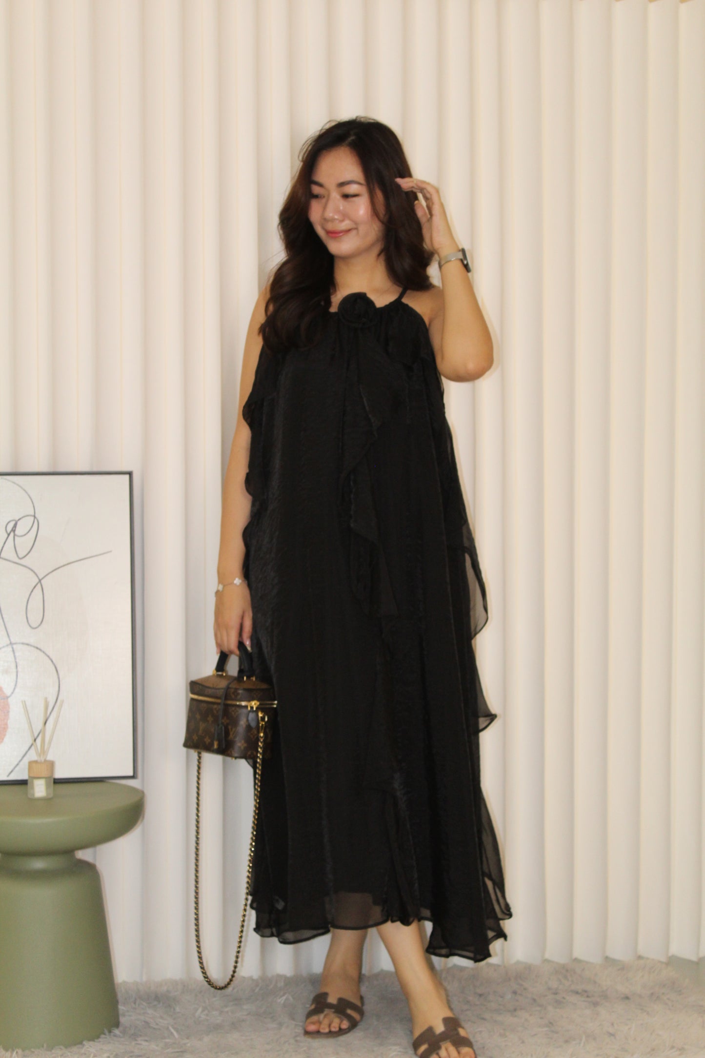 Yarra Ruffle Flare Dress (Black)
