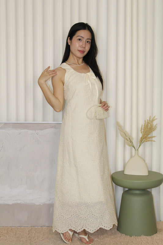 Brynlee Eyelet Midaxi Dress (Cream)