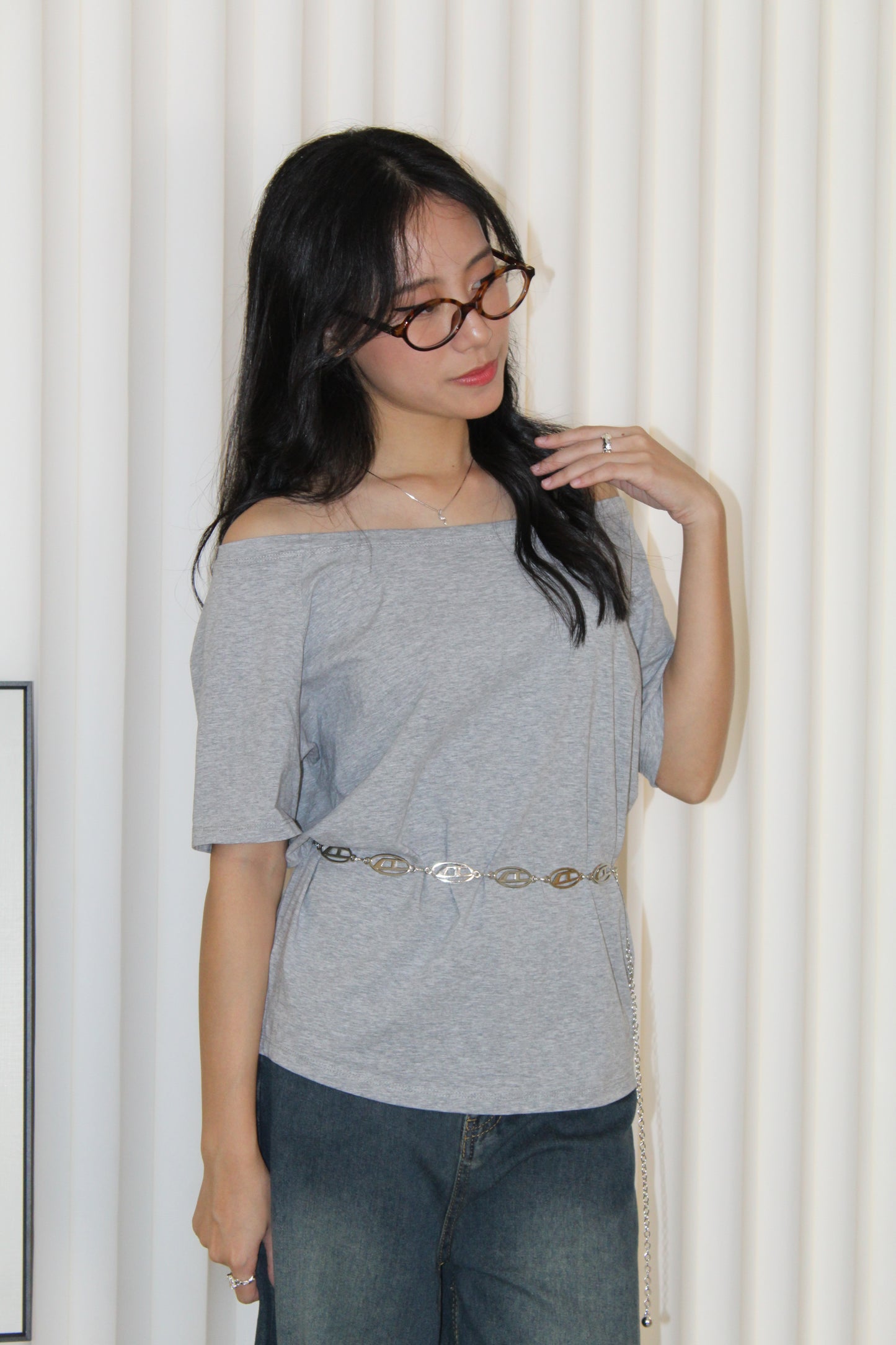 Karen Oversize Off Shoulder Top (Black)