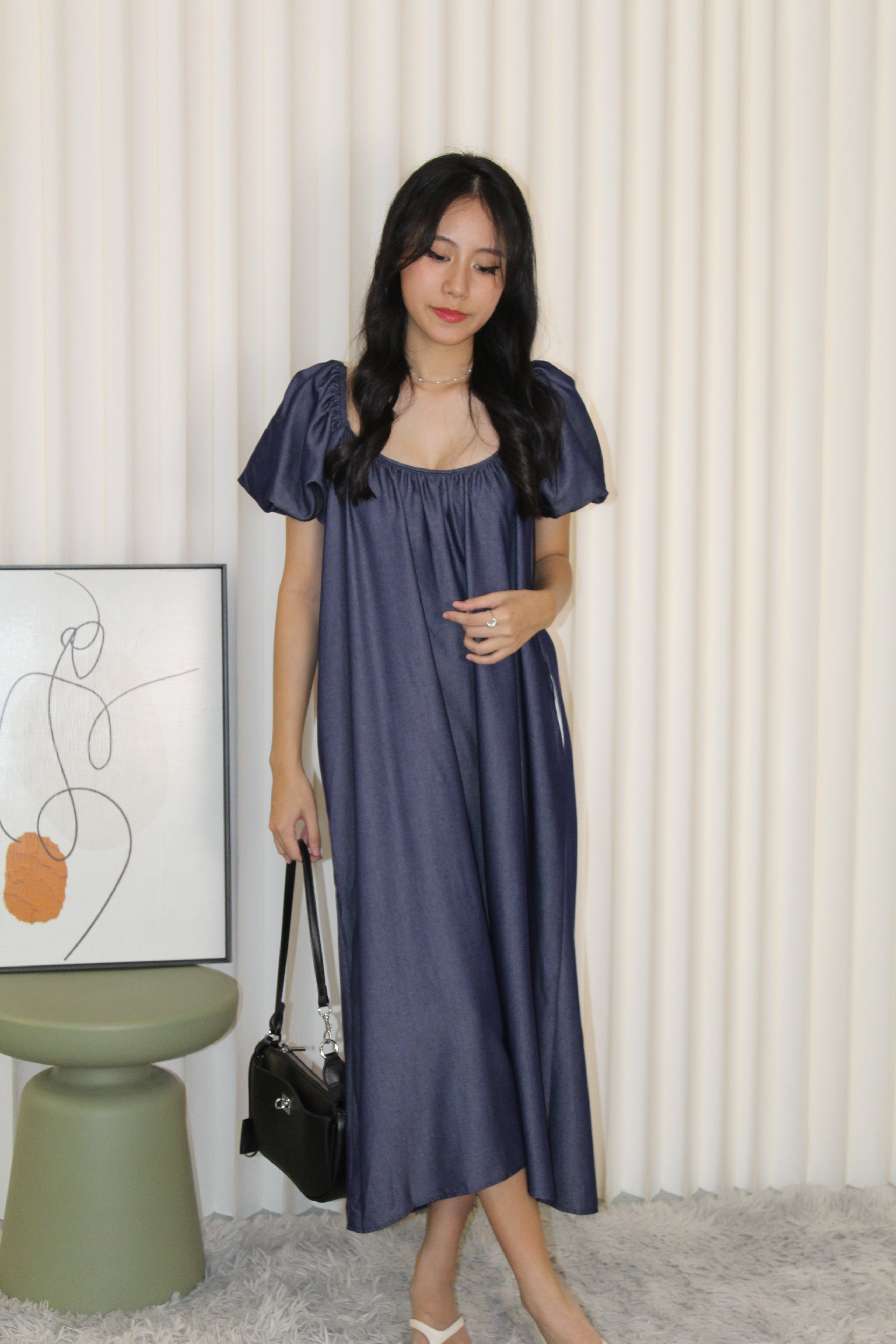 Delaney Puffy Straight Midi Dress (Blue)