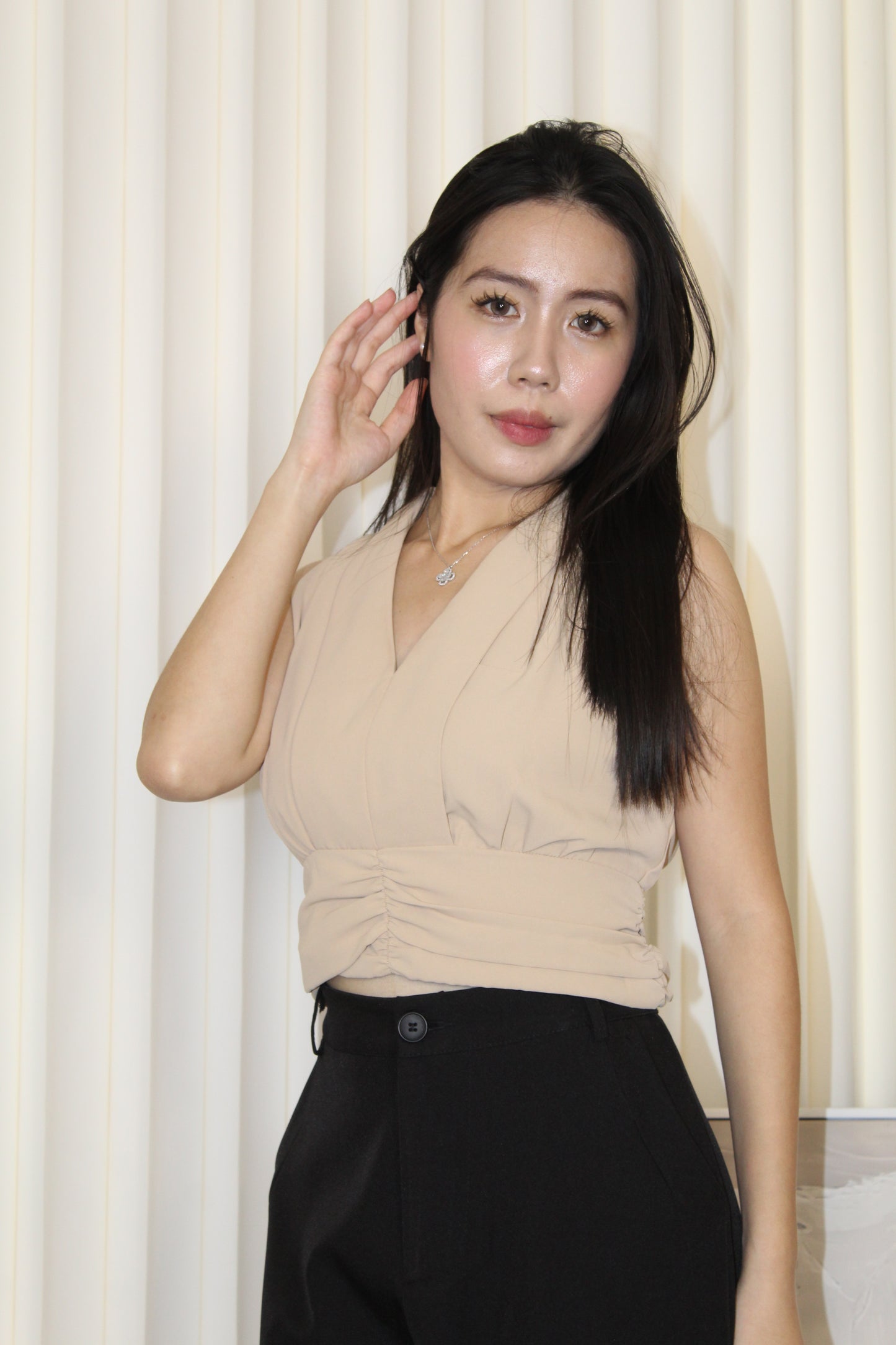 Adele V-neck Top (Khaki)