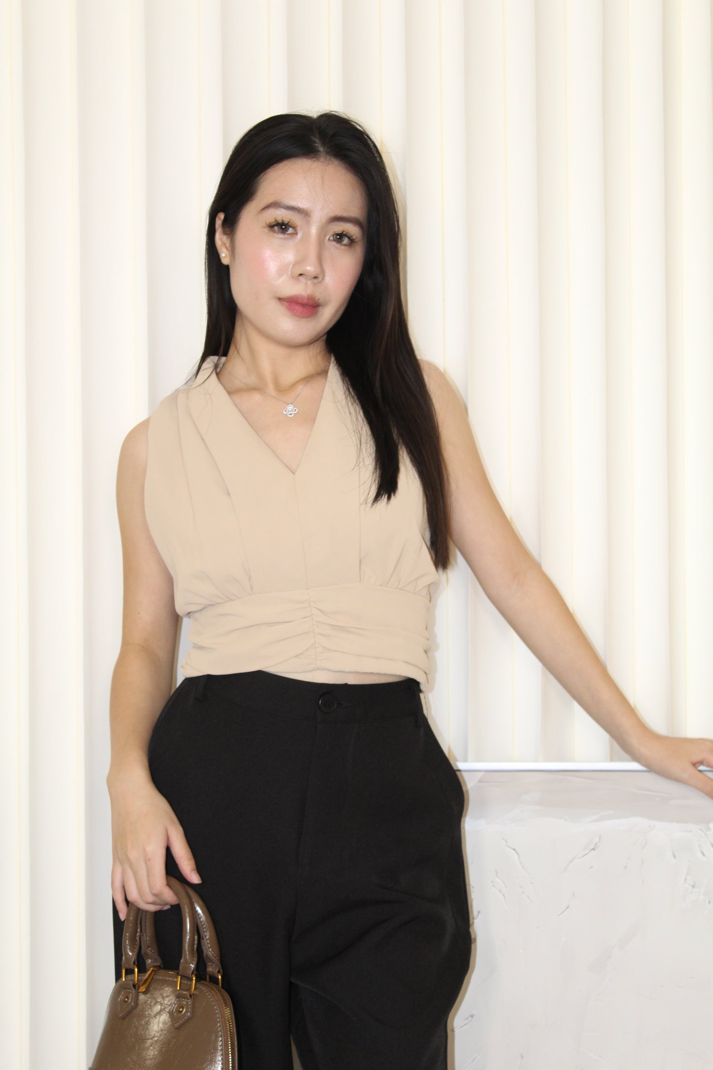 Adele V-neck Top (Khaki)