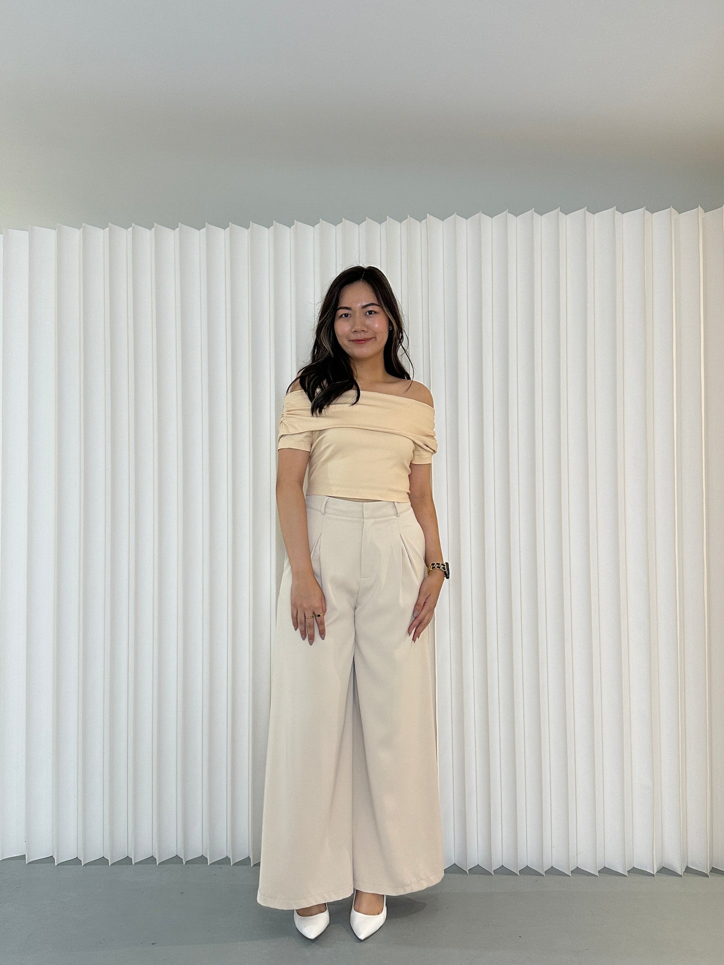 Aster Off Shoulder Top (Cream)