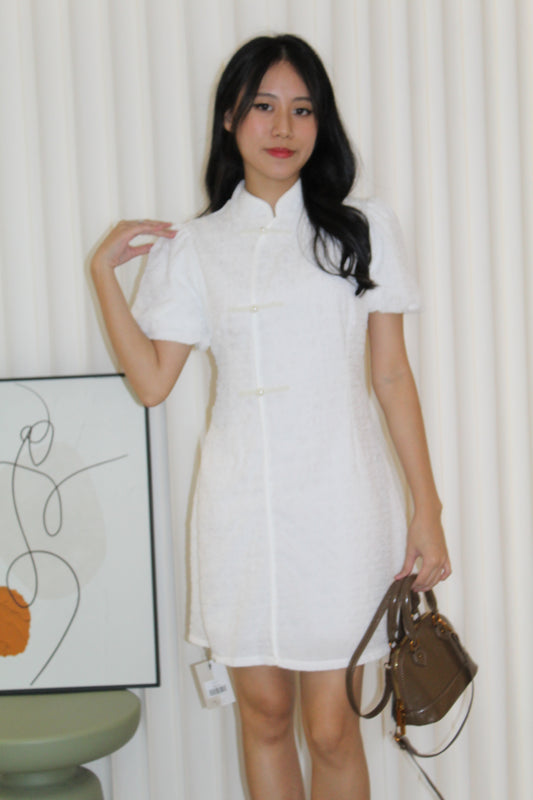 Demi Textured Mini Cheongsam Dress (White)