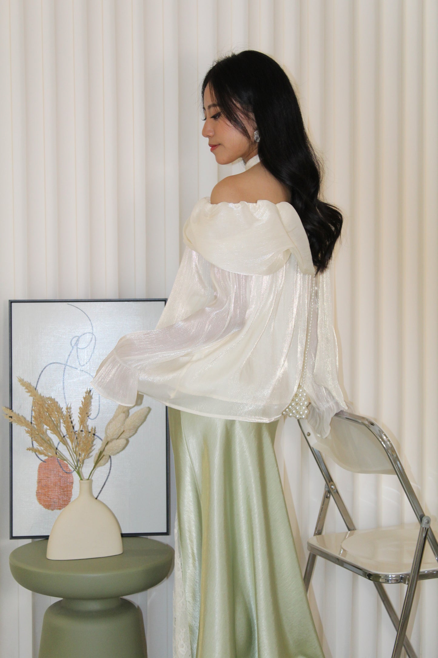 Marley Off Shoulder Long Sleeve Top (Cream)