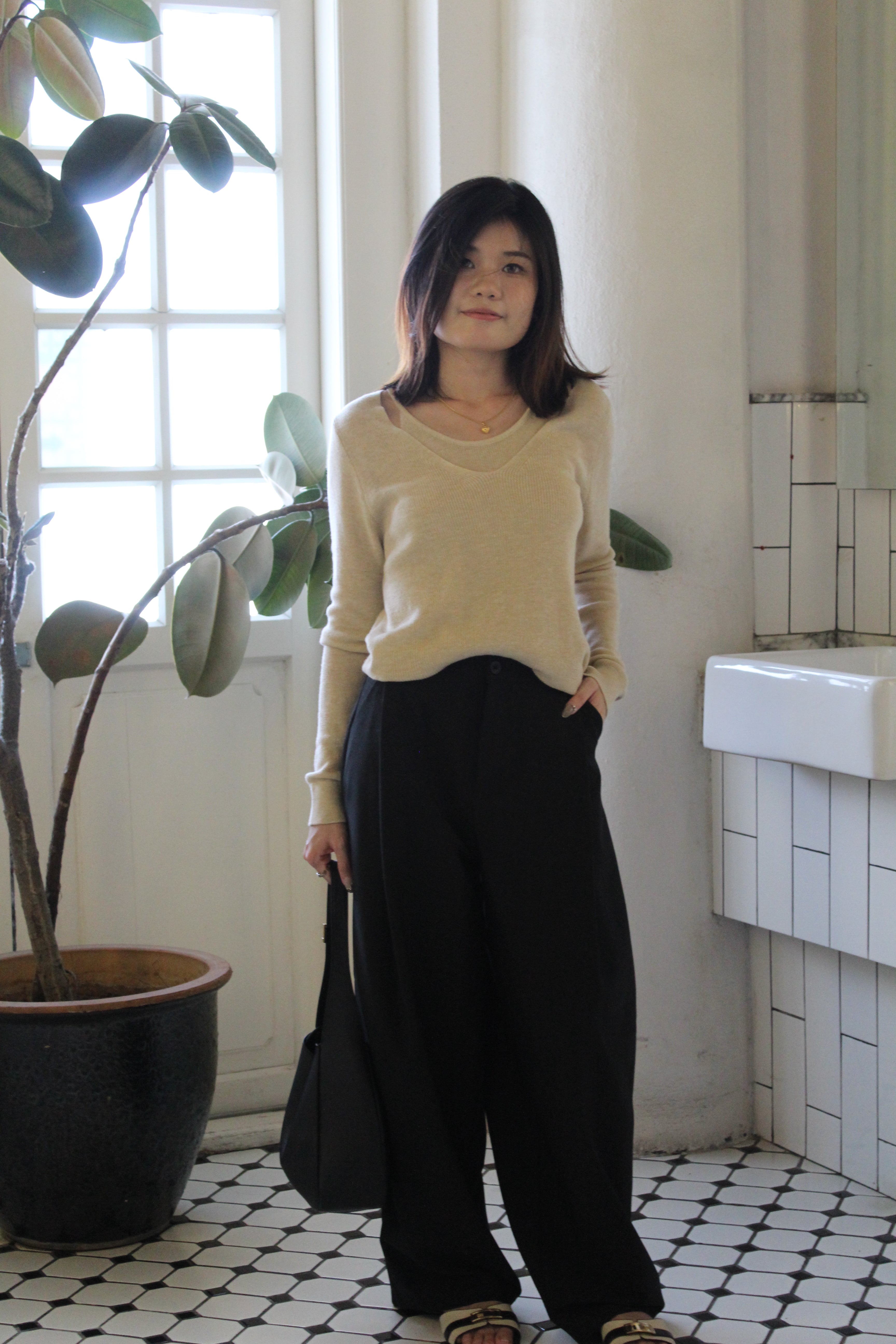 Erina Curved Suit Pants (Black)