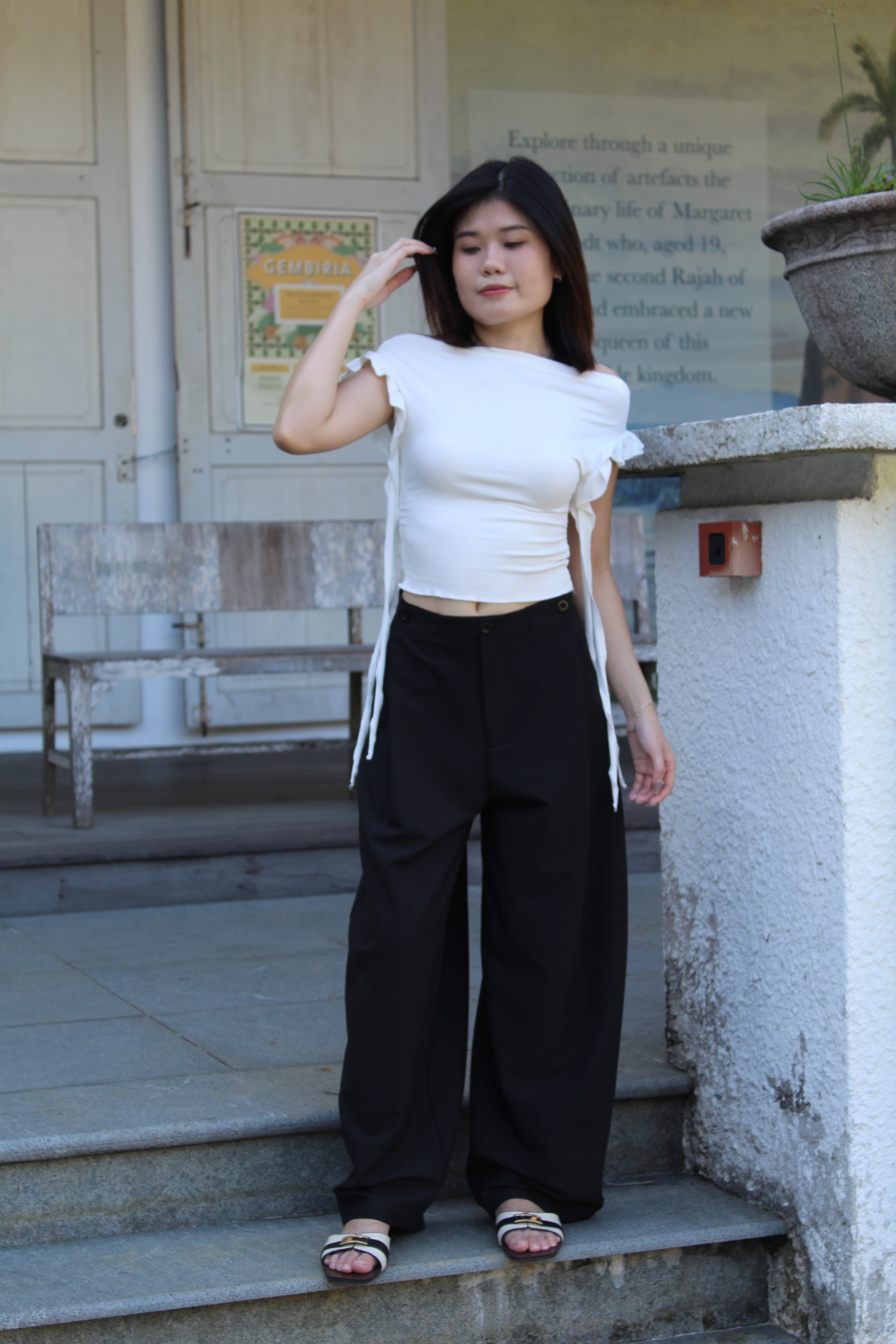 Erina Curved Suit Pants (Black)