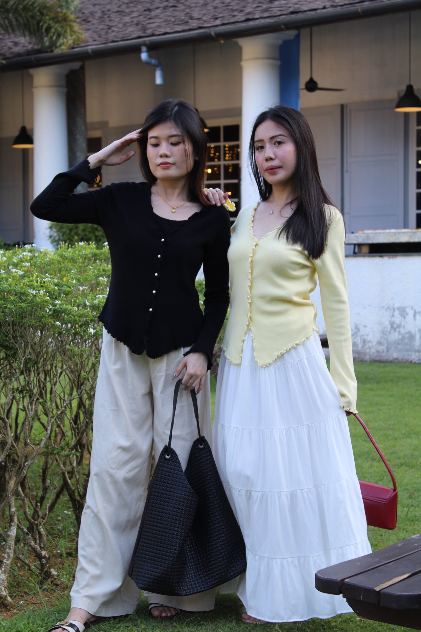 Juliette Pearl Knit Top (Black)