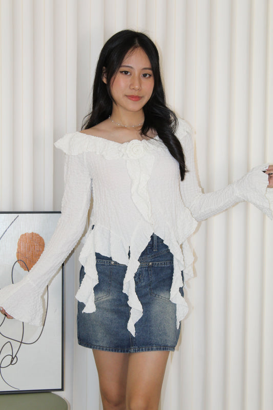 Quincy Textured Ruffle Top (White)